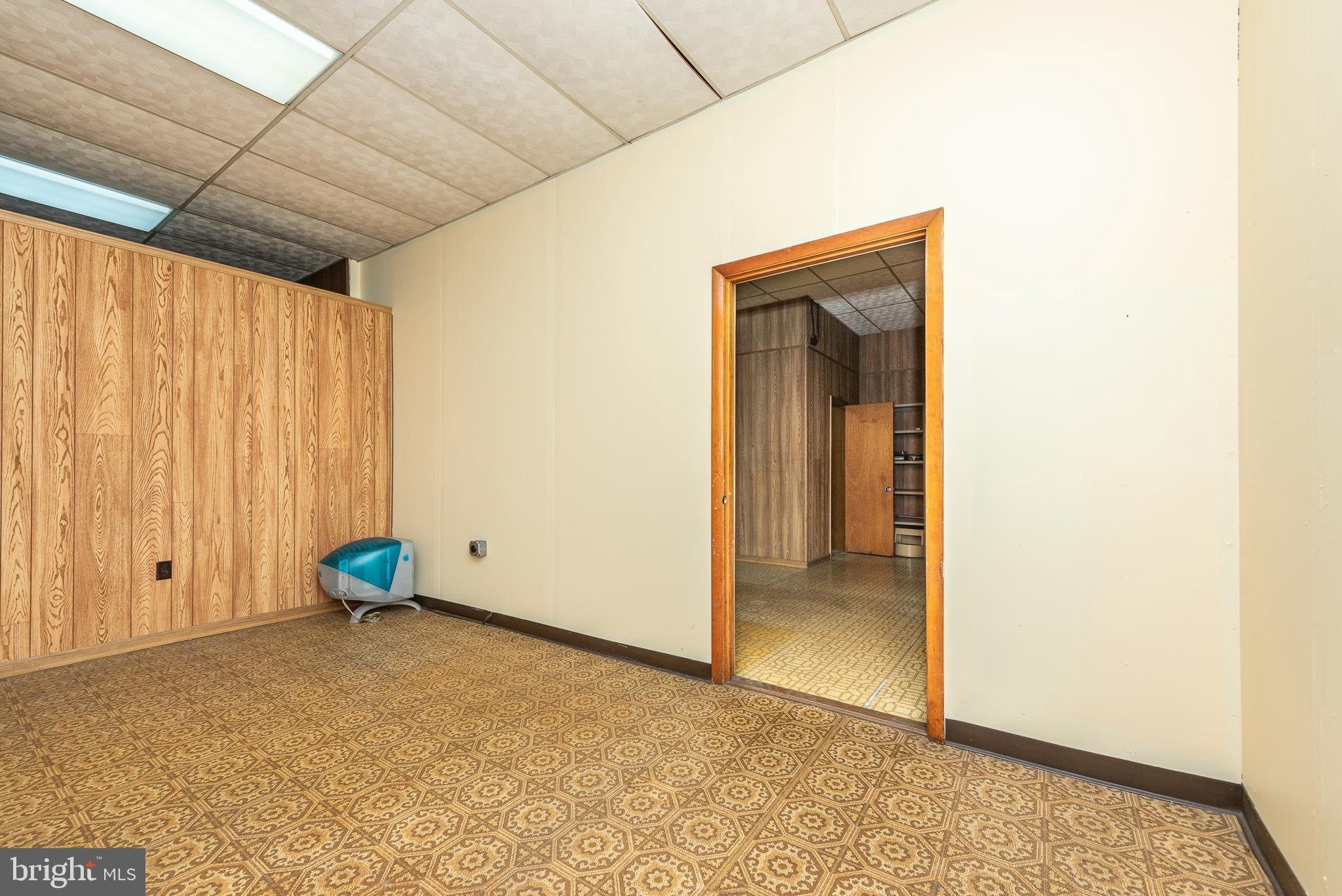 UPPER FELLS POINT - Commercial Sale