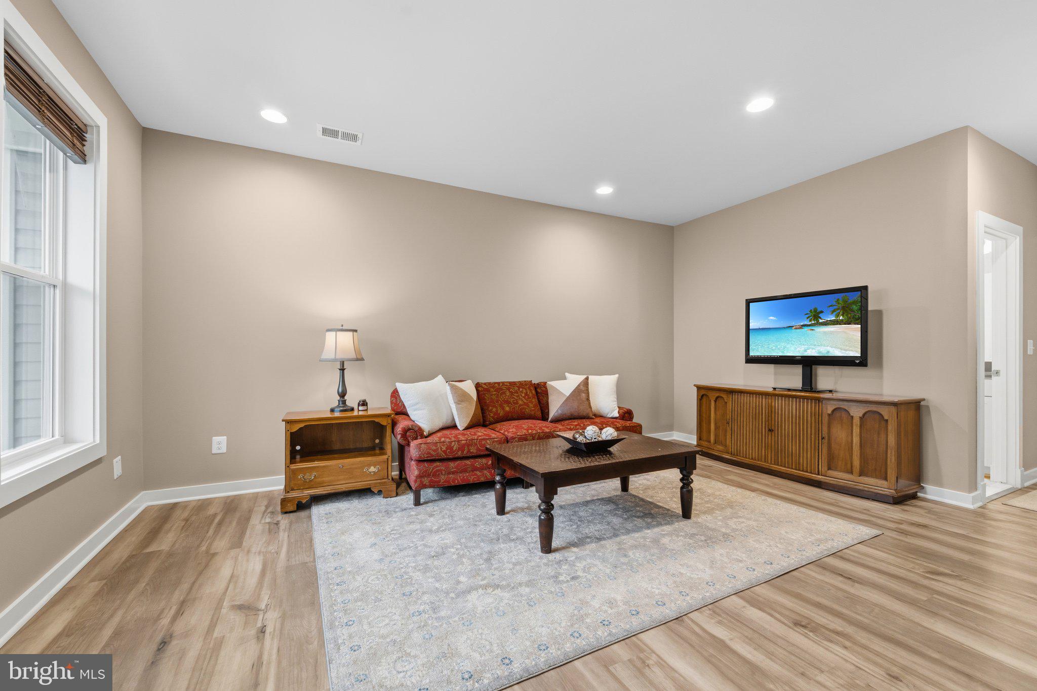 THE TOWNES AT WELLER'S CORNER - Residential