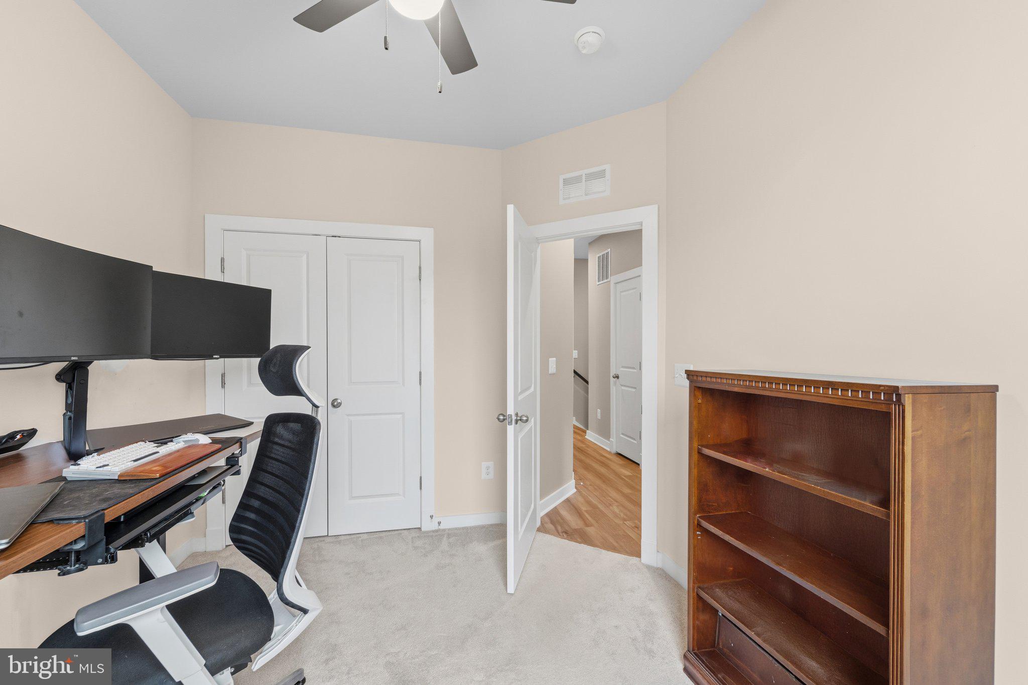 THE TOWNES AT WELLER'S CORNER - Residential