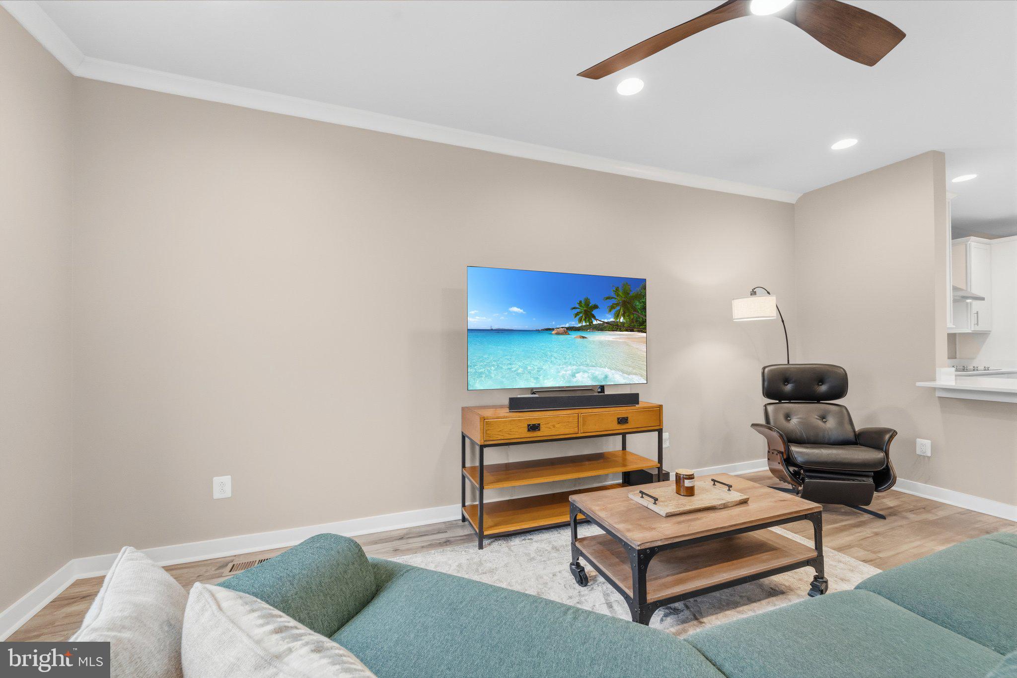 THE TOWNES AT WELLER'S CORNER - Residential