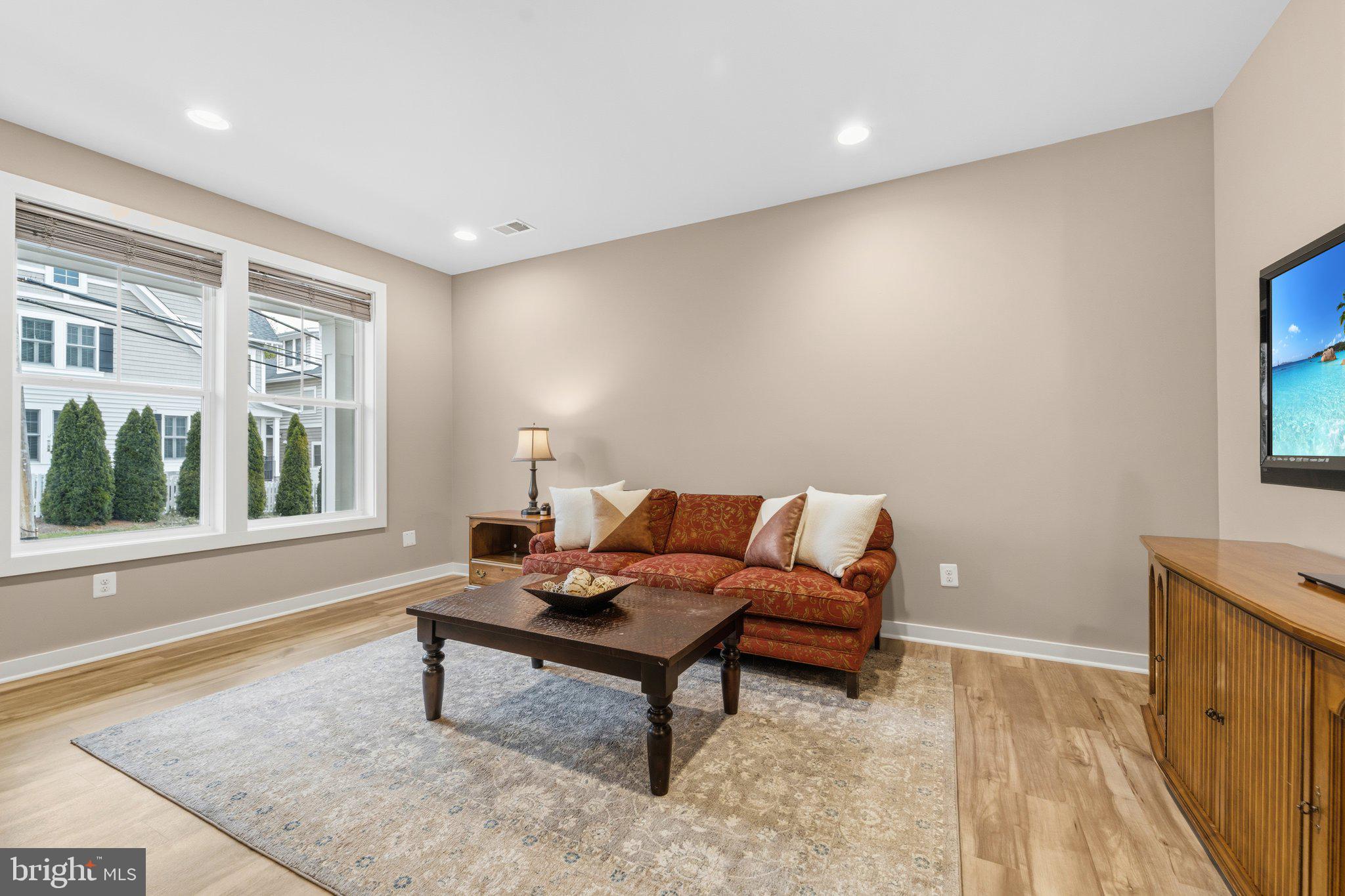 THE TOWNES AT WELLER'S CORNER - Residential