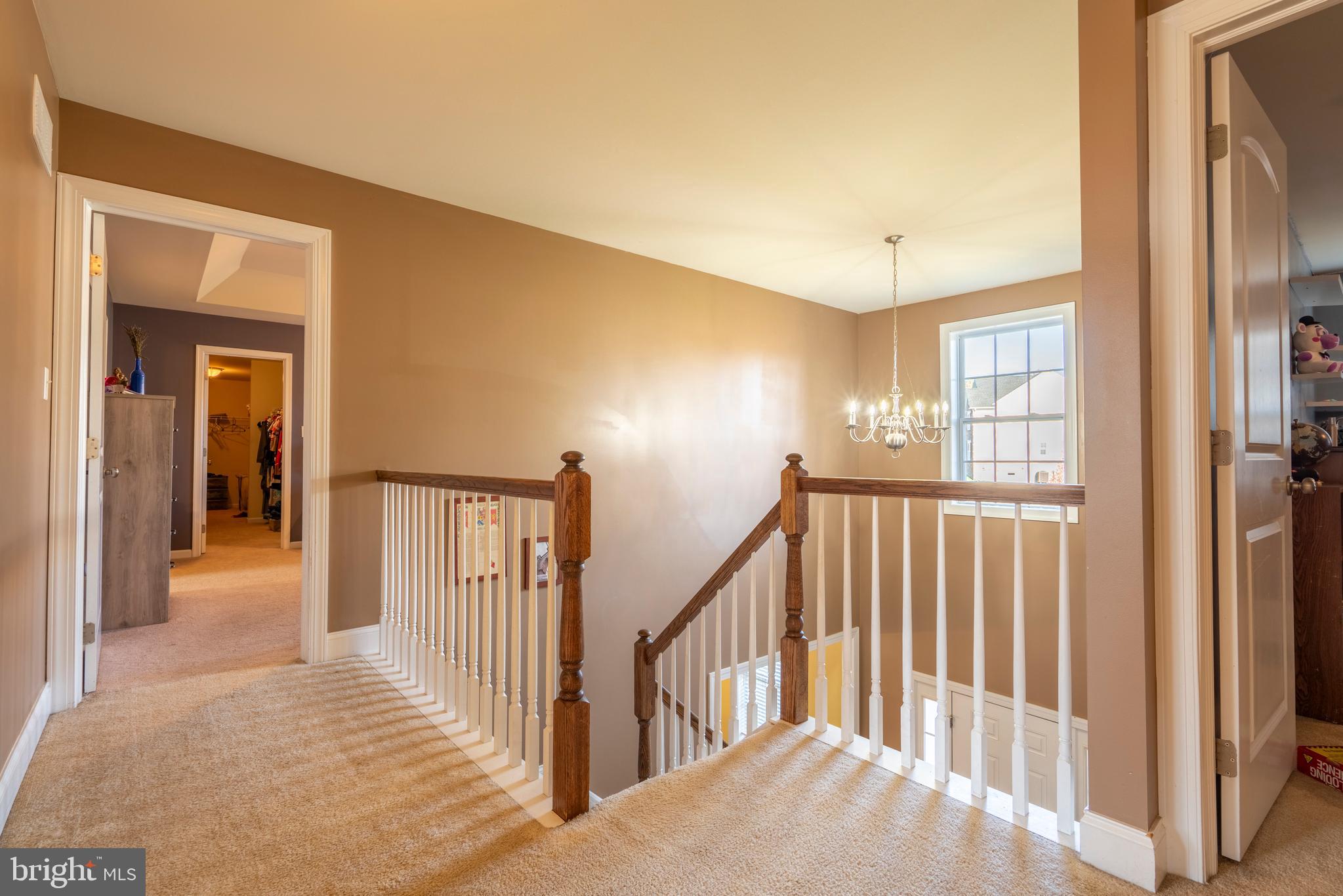 WOODED RIDGE - Residential