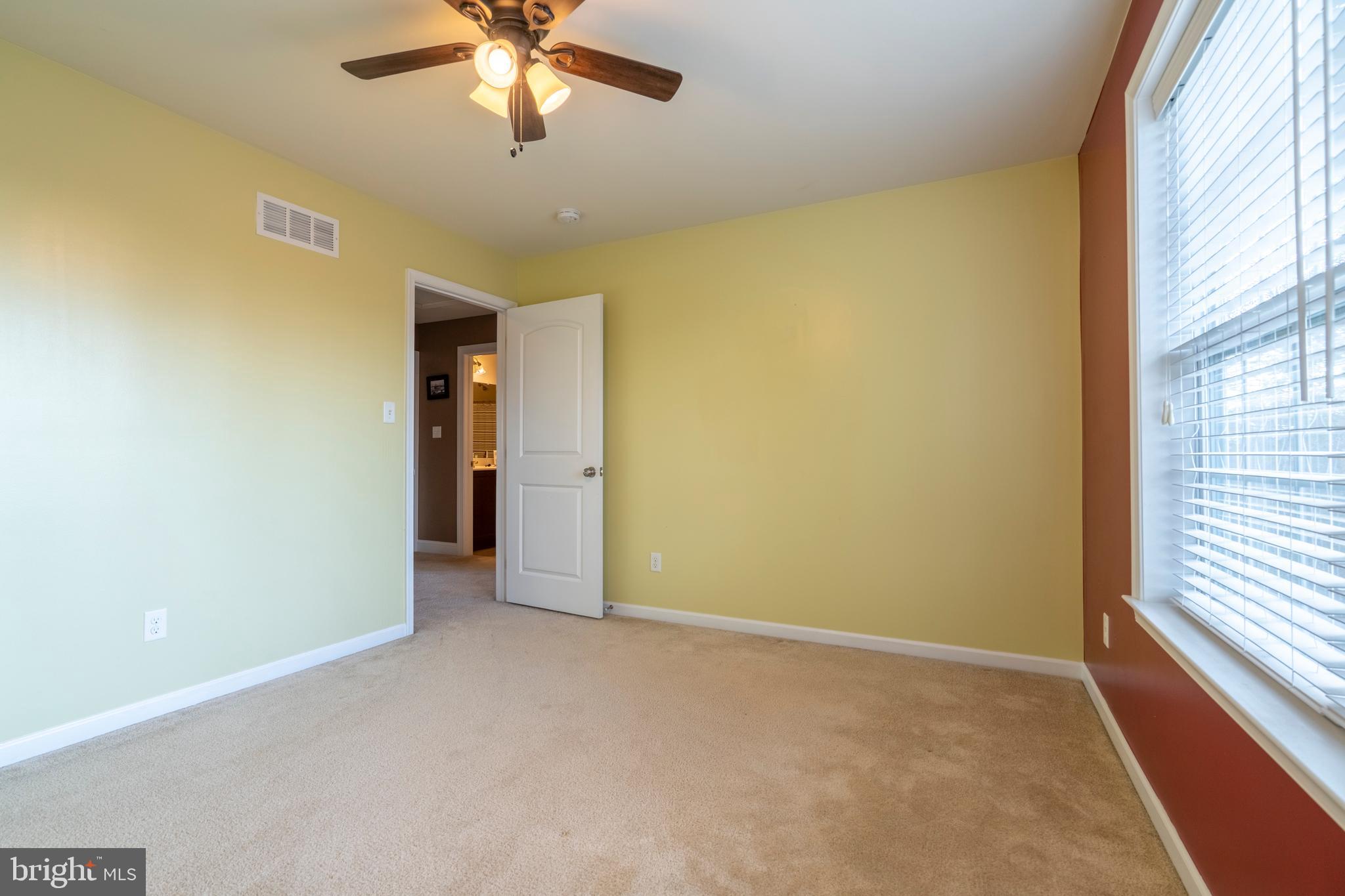 WOODED RIDGE - Residential