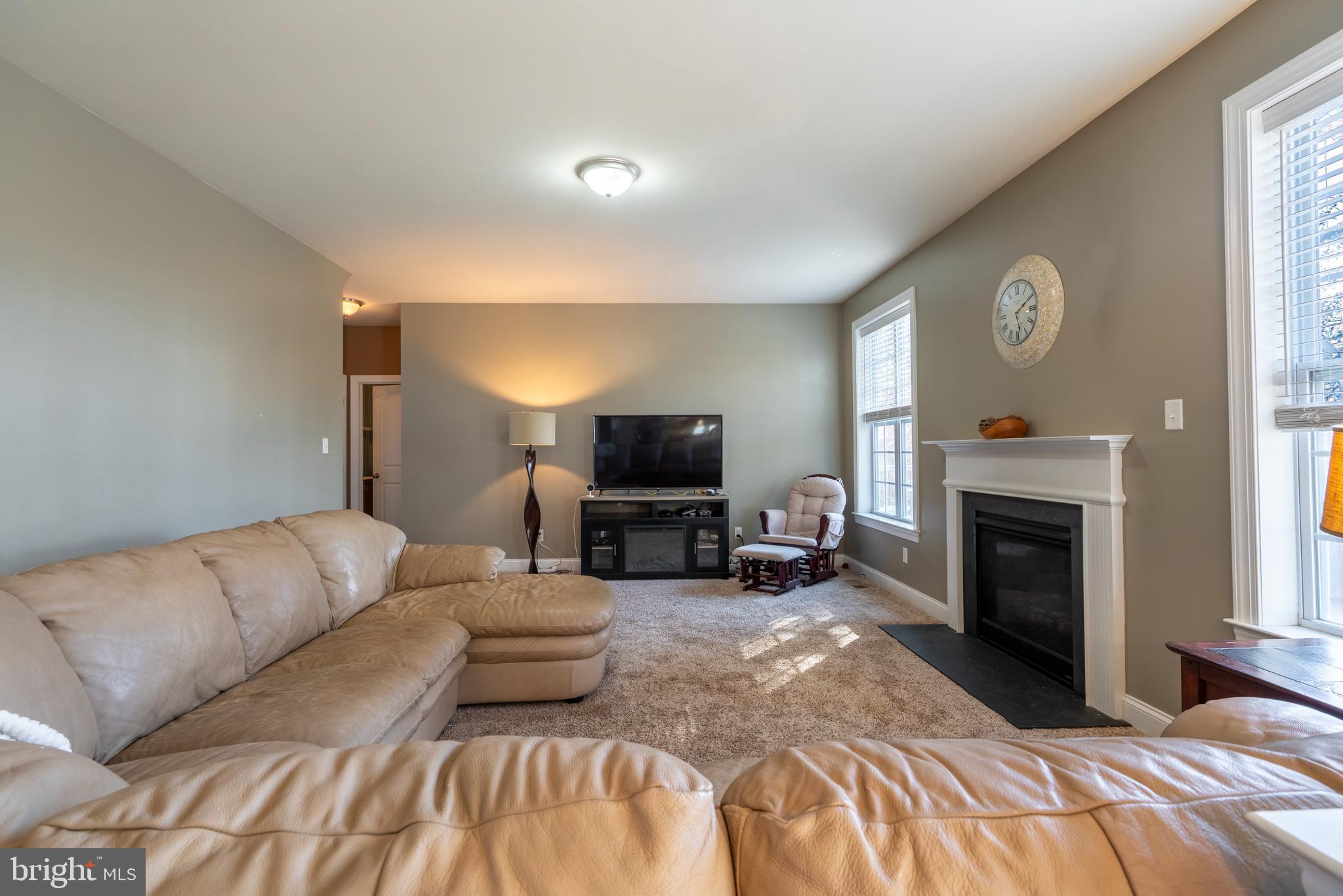 WOODED RIDGE - Residential