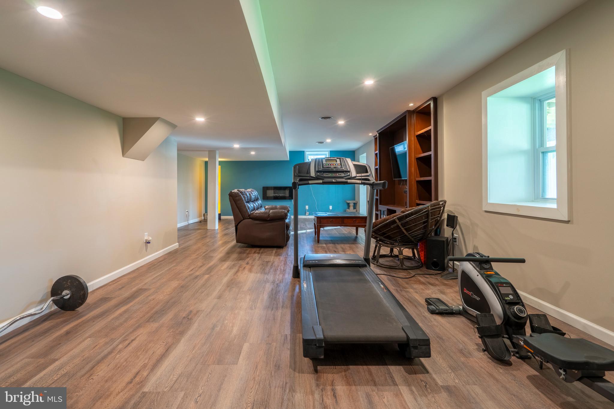 WOODED RIDGE - Residential