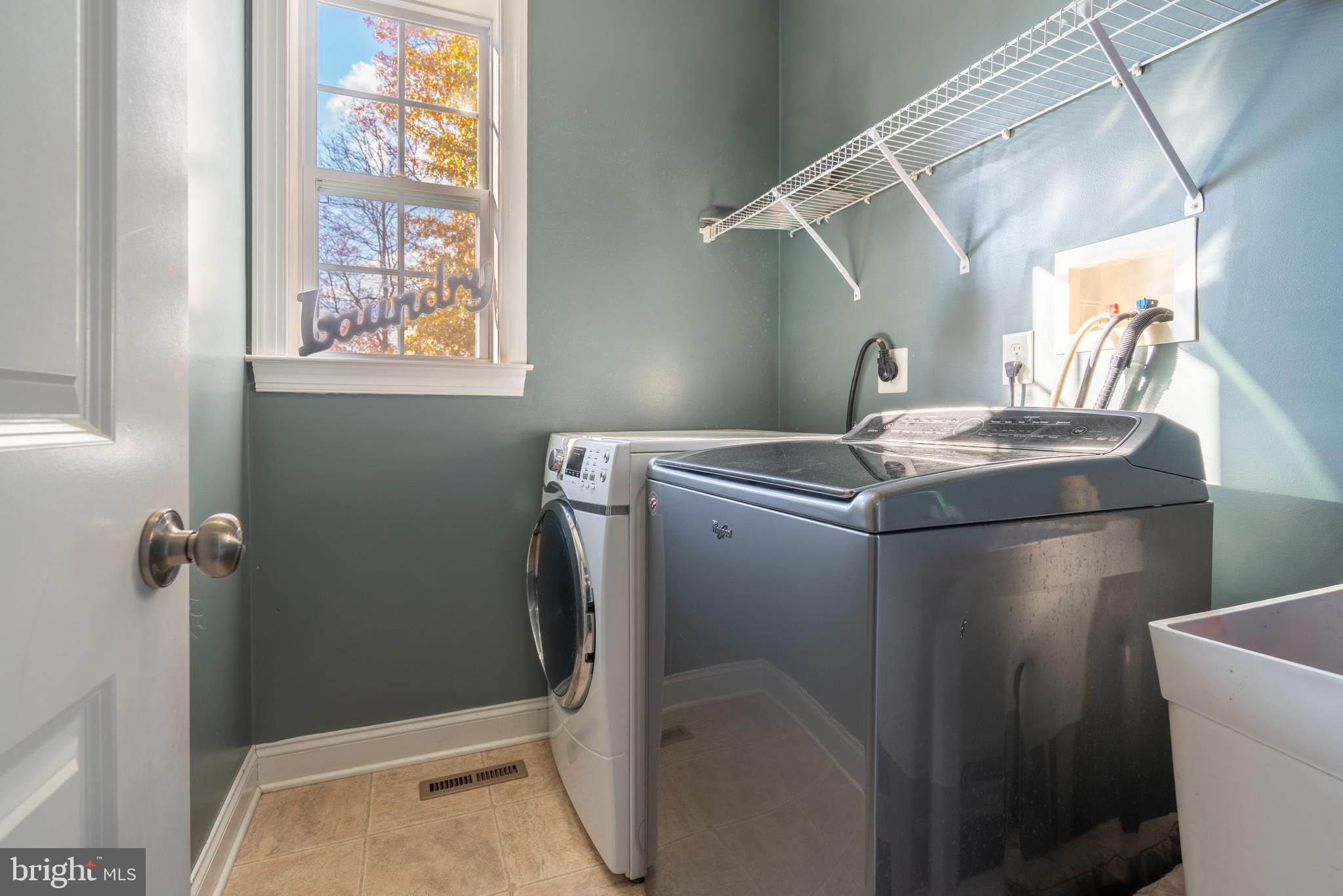 WOODED RIDGE - Residential