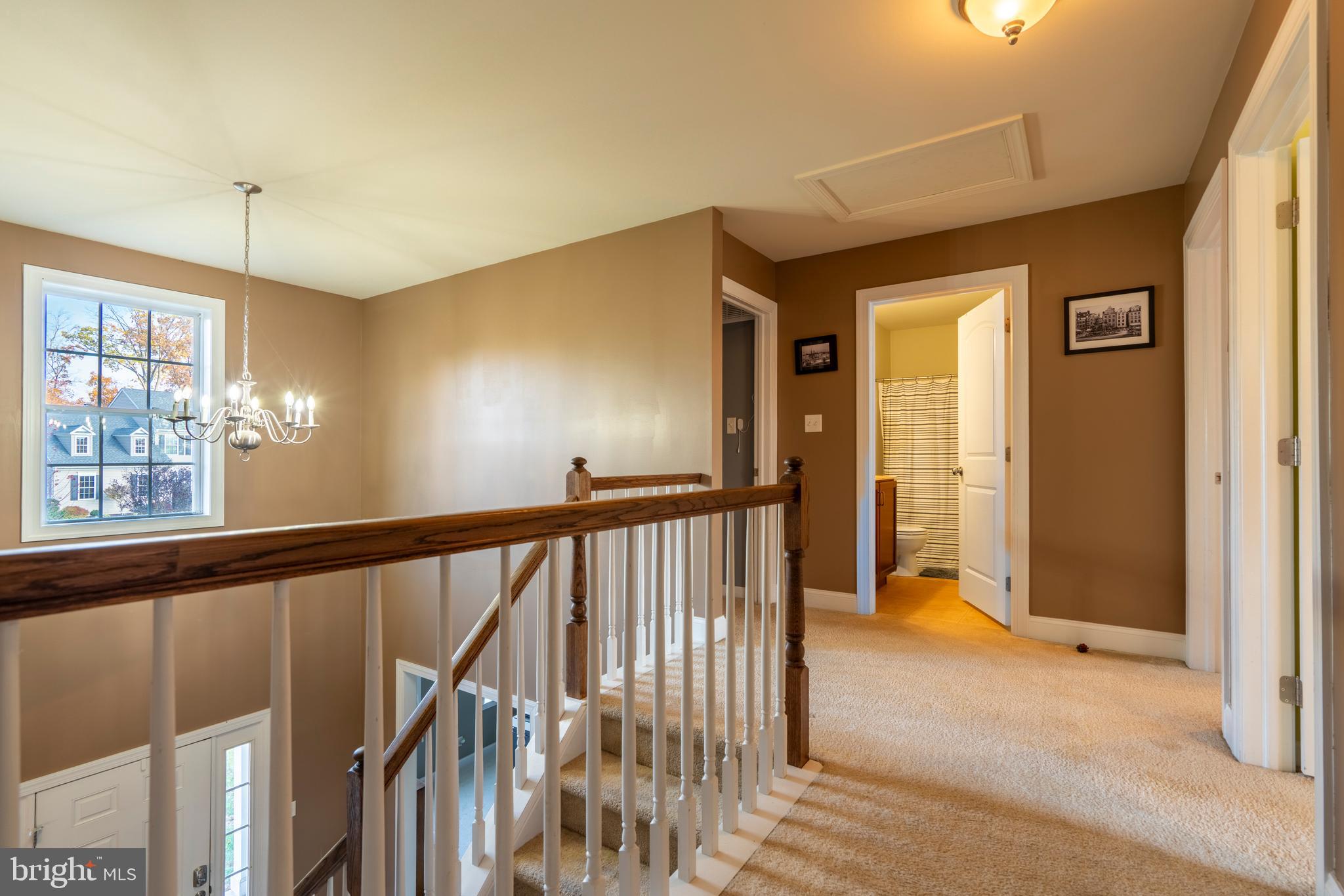 WOODED RIDGE - Residential