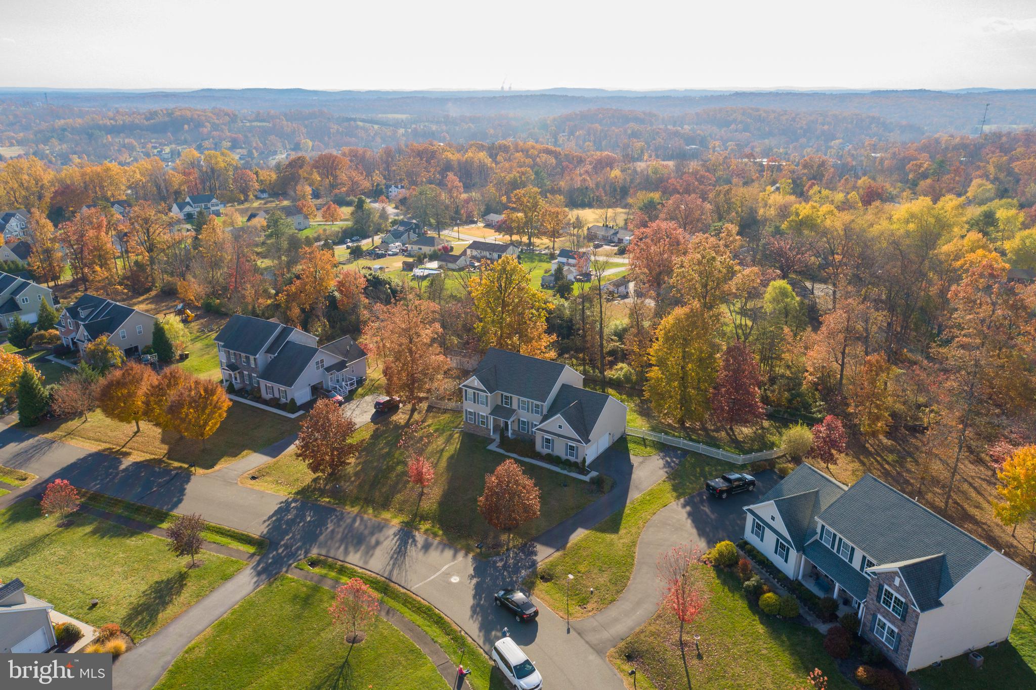 WOODED RIDGE - Residential