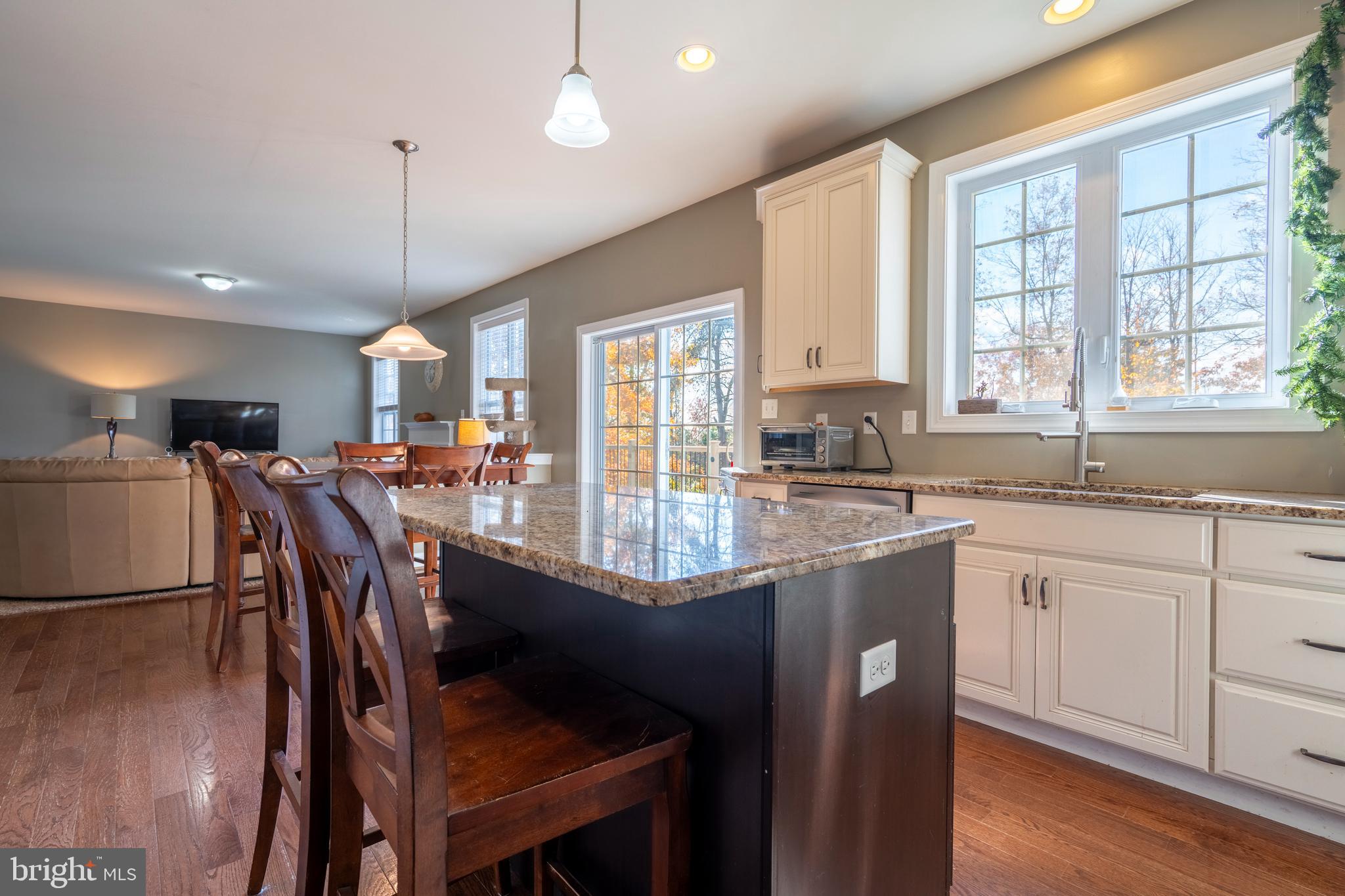 WOODED RIDGE - Residential