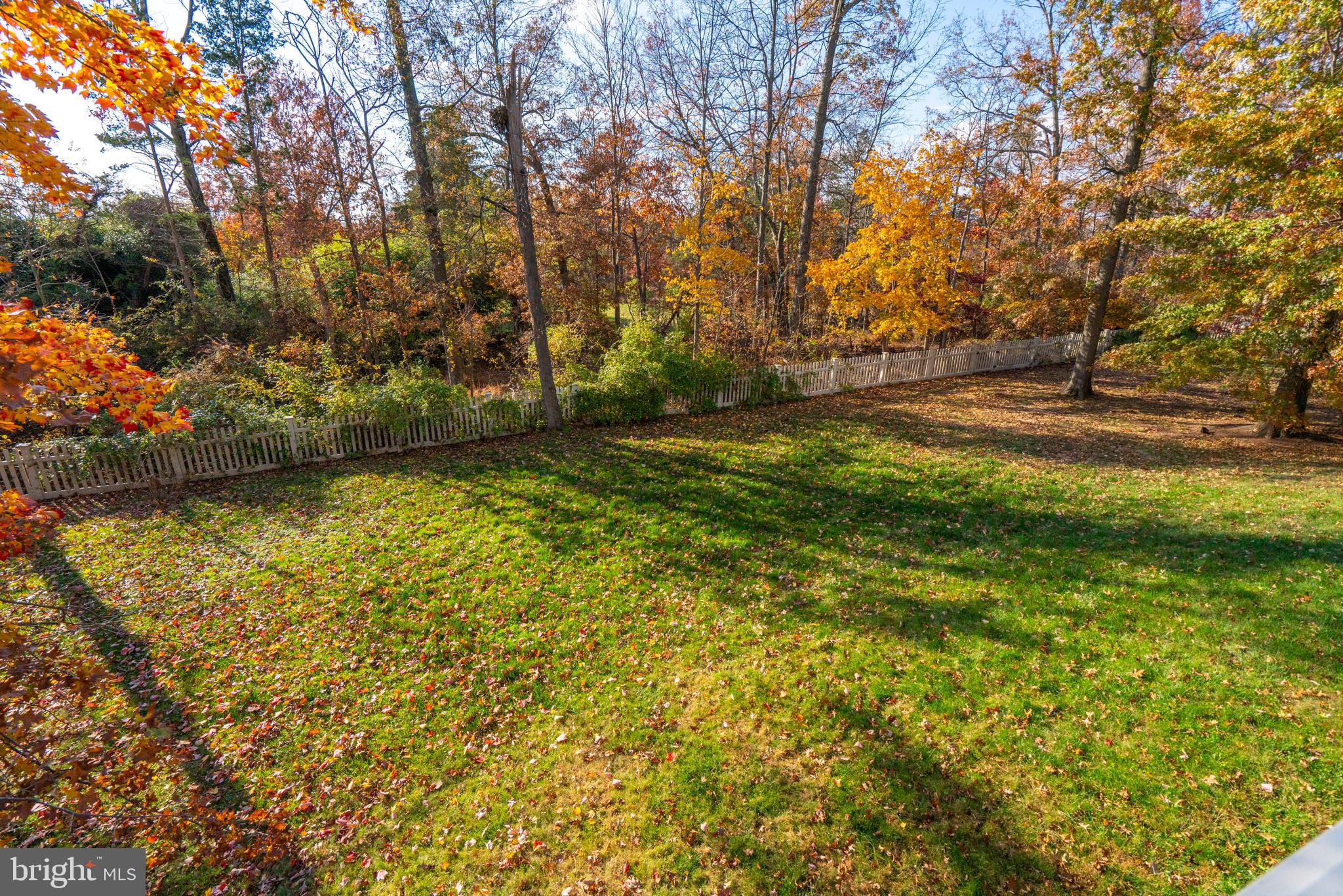 WOODED RIDGE - Residential