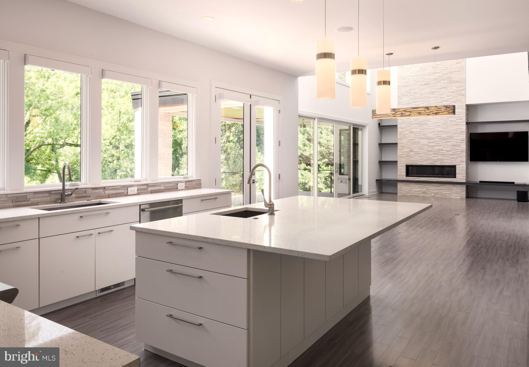 EAGLE ACRES - Residential