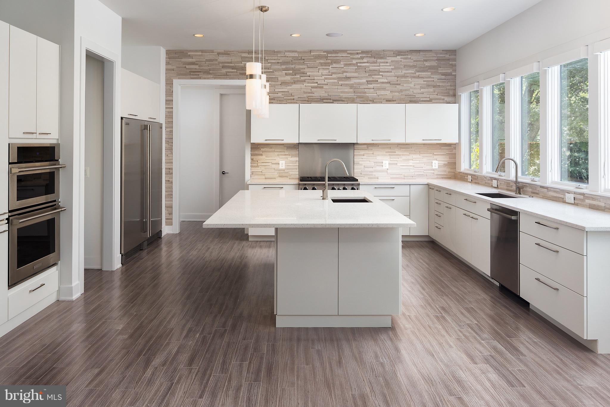 EAGLE ACRES - Residential