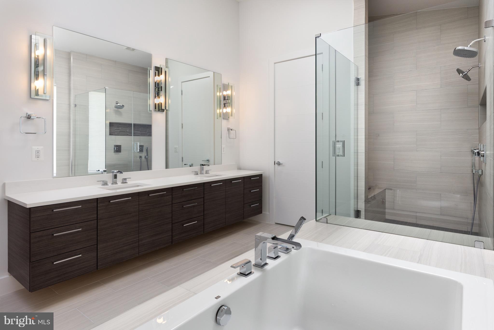 EAGLE ACRES - Residential