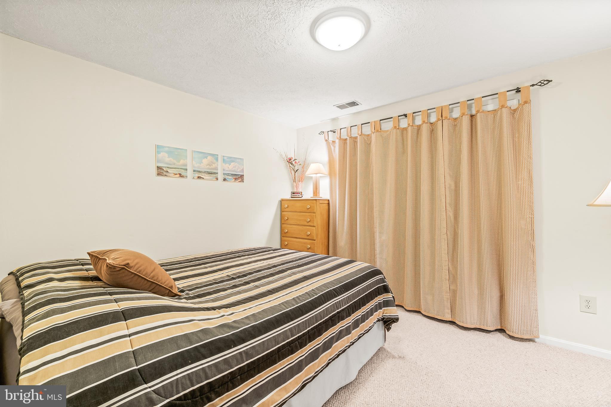 LAKE RIDGE LYNNWOOD - Residential