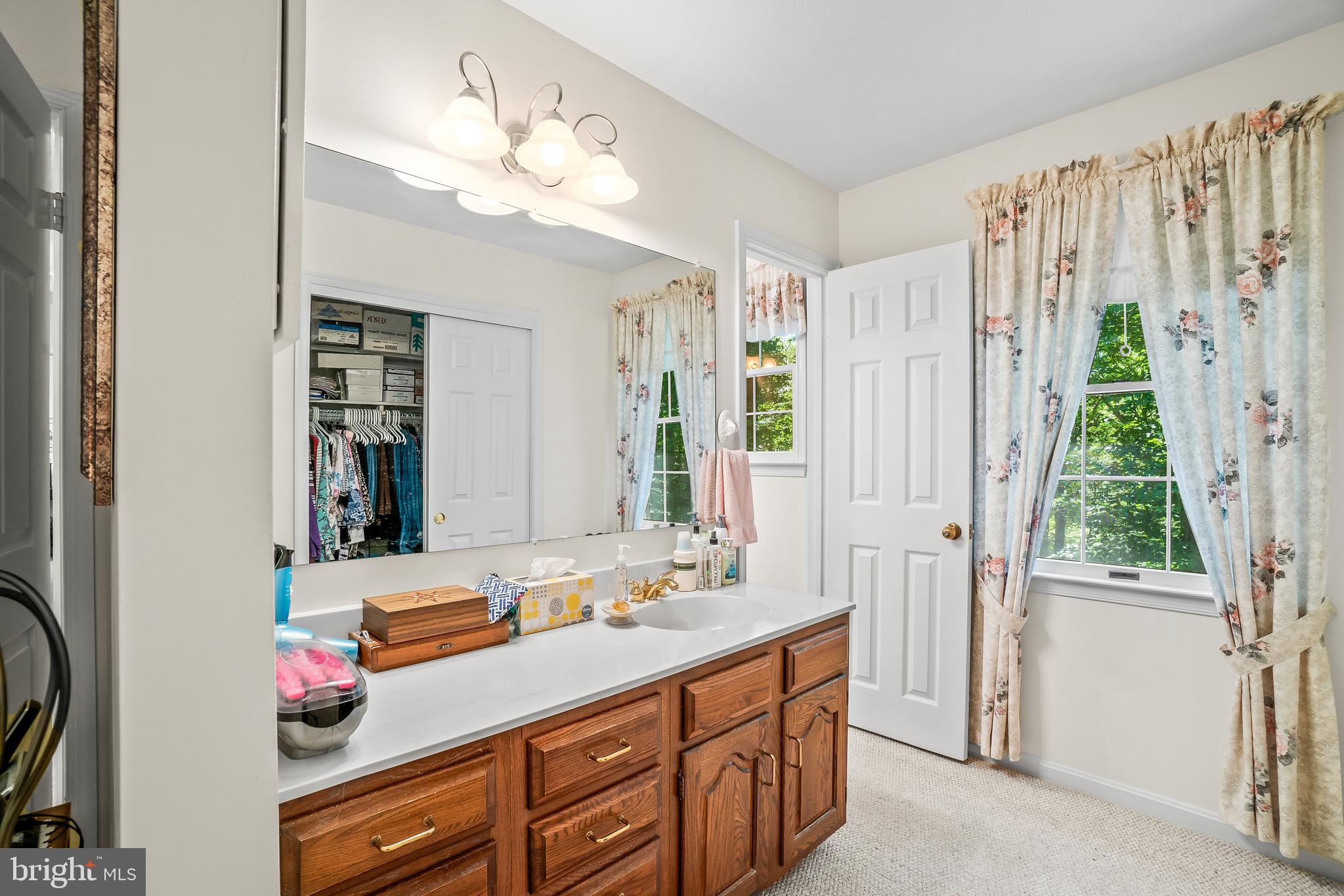 LAKE RIDGE LYNNWOOD - Residential