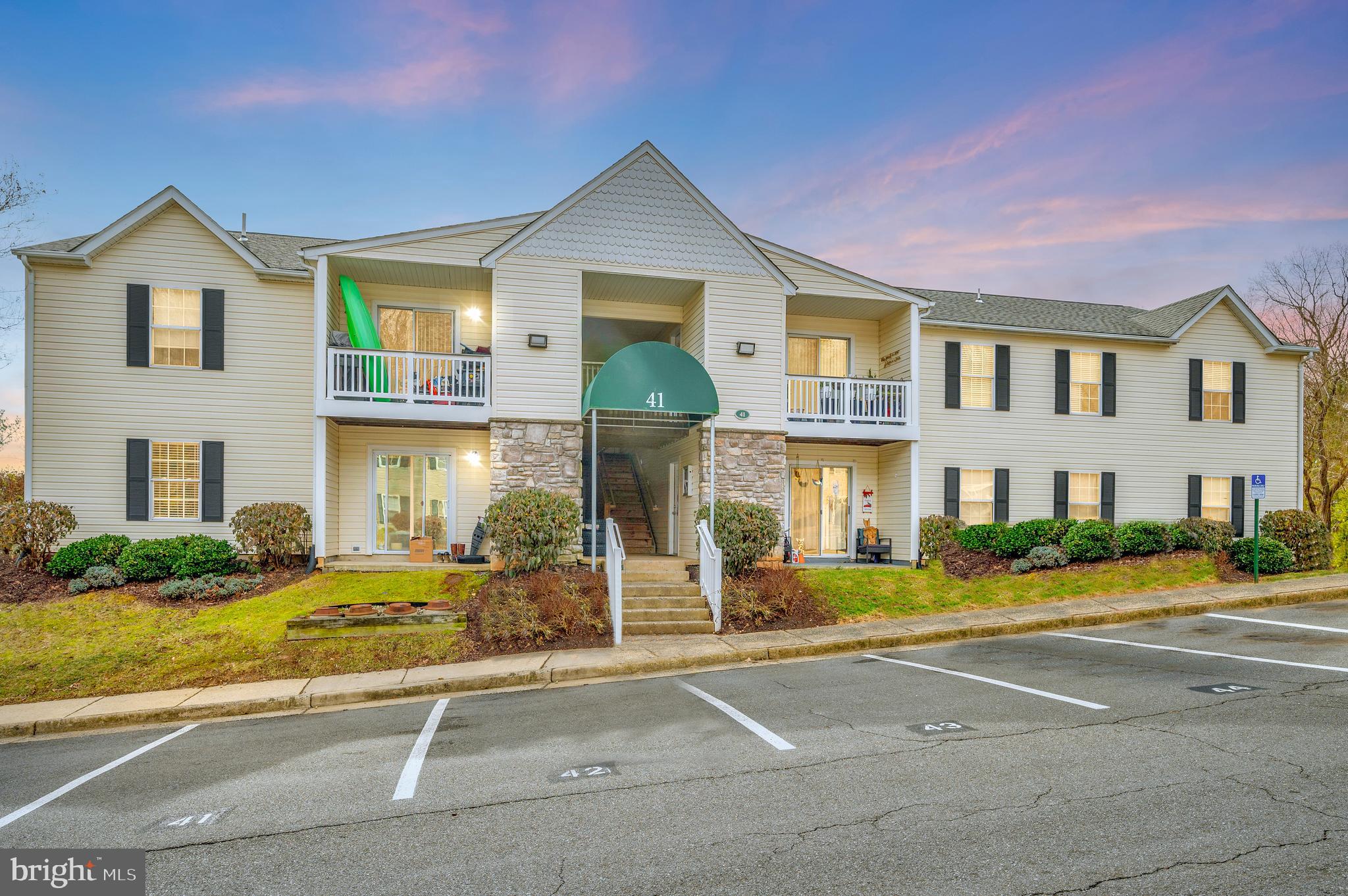 CARRIAGE POINTE AT AQUIA - Residential