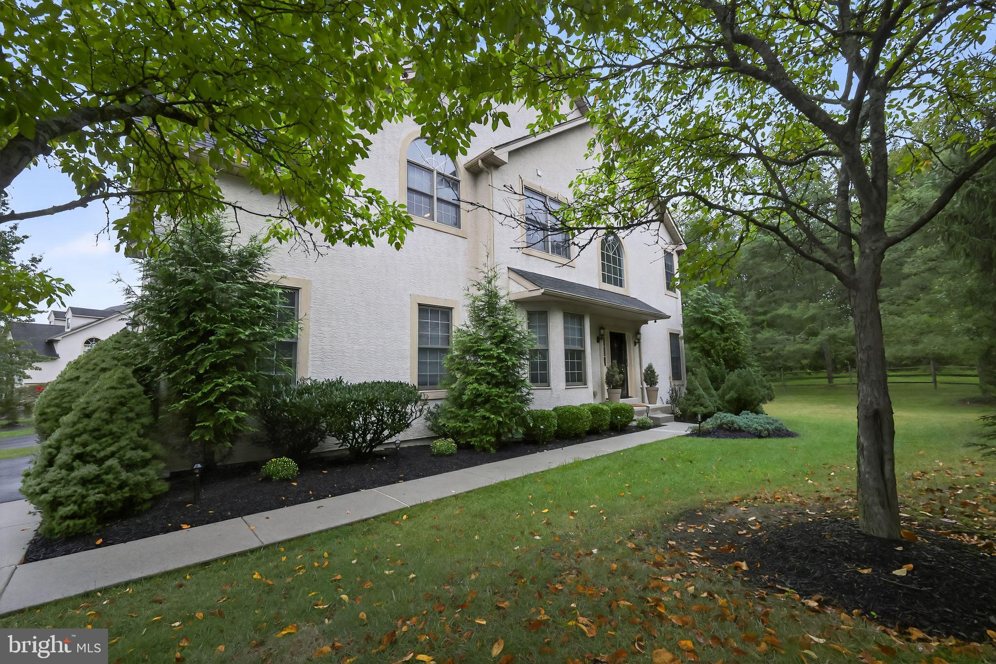 1555 SLOAN WAY