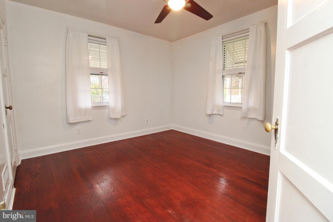 PARKVILLE - Residential