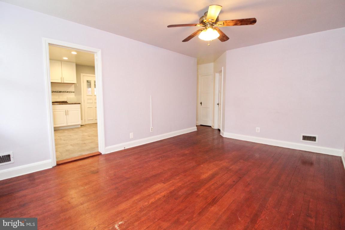 PARKVILLE - Residential