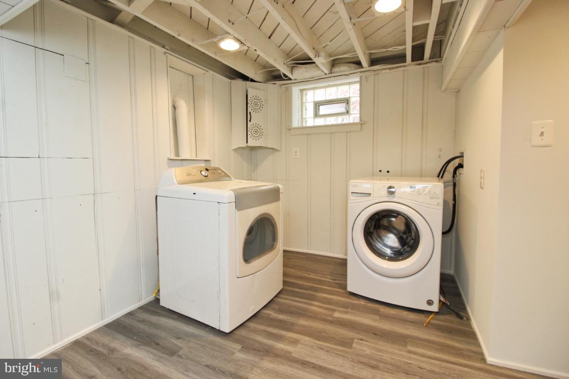 PARKVILLE - Residential