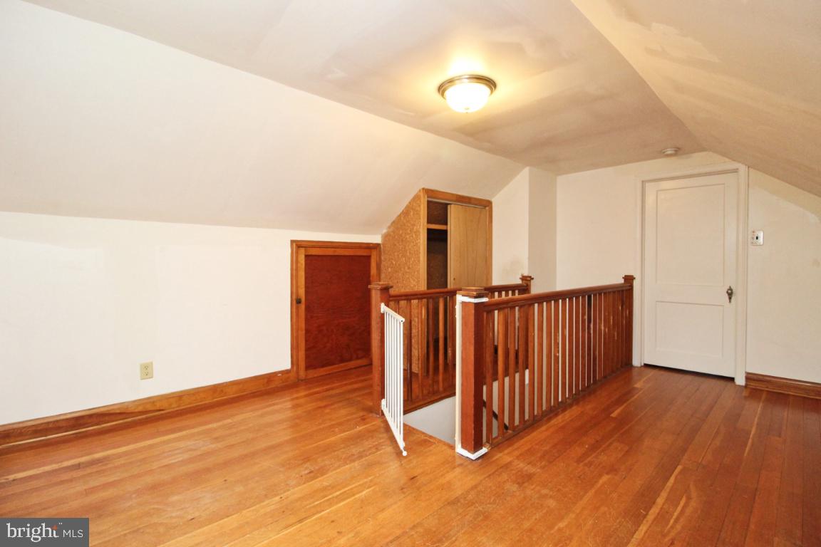 PARKVILLE - Residential