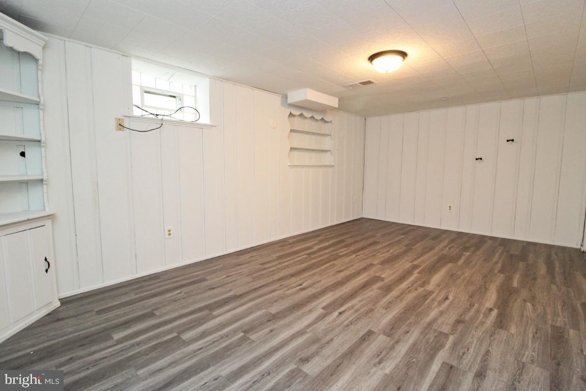 PARKVILLE - Residential