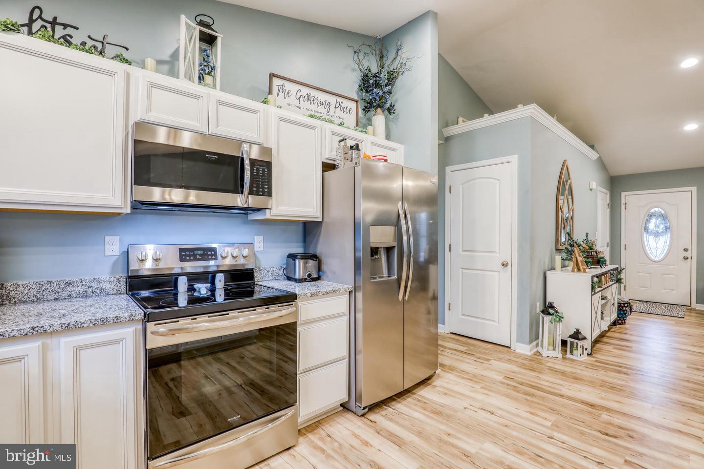 KEYES FERRY ACRES - Residential