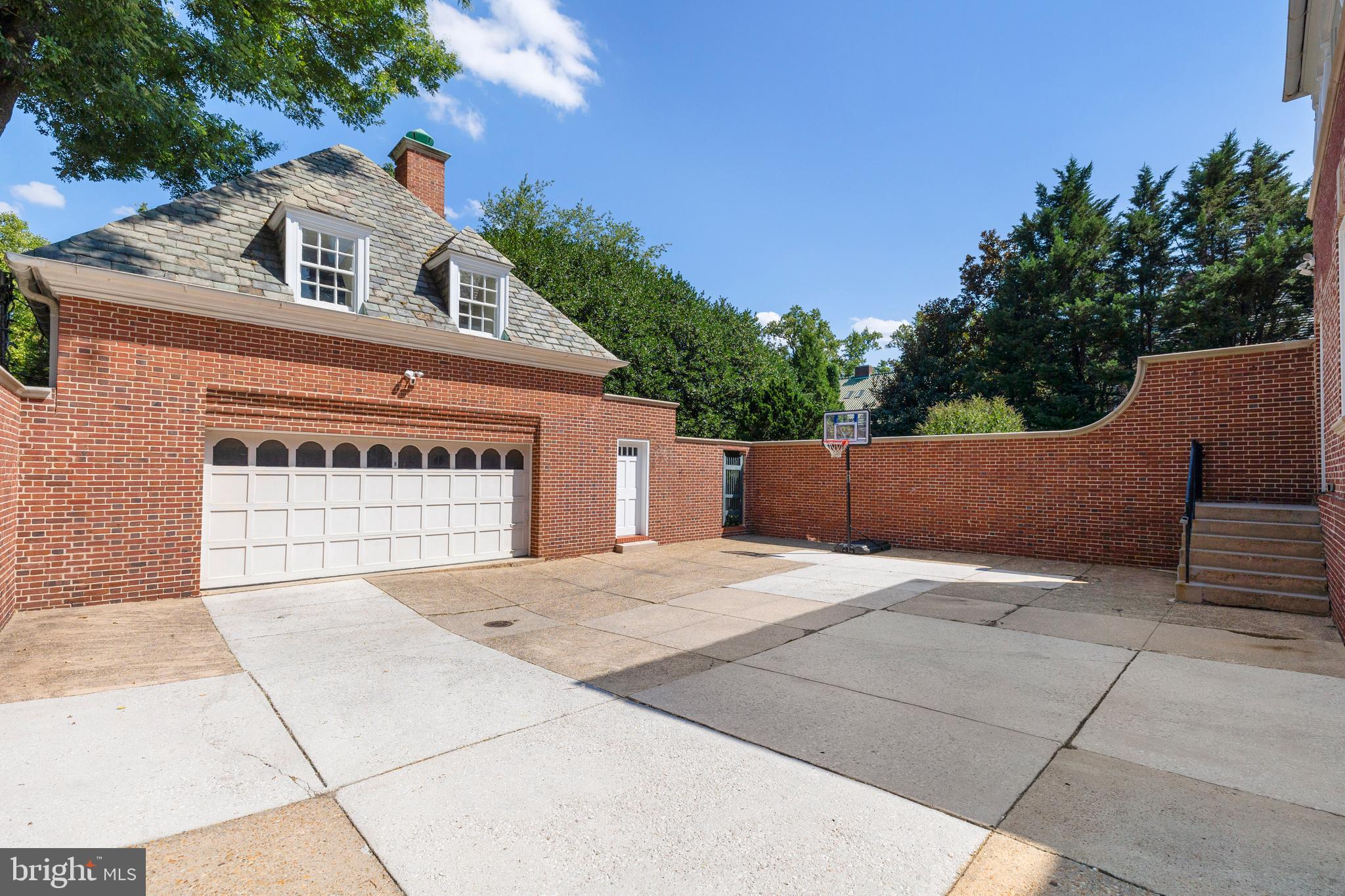 GUILFORD - Residential