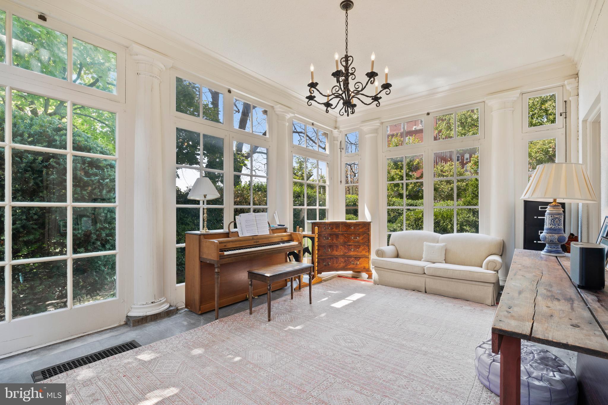 GUILFORD - Residential