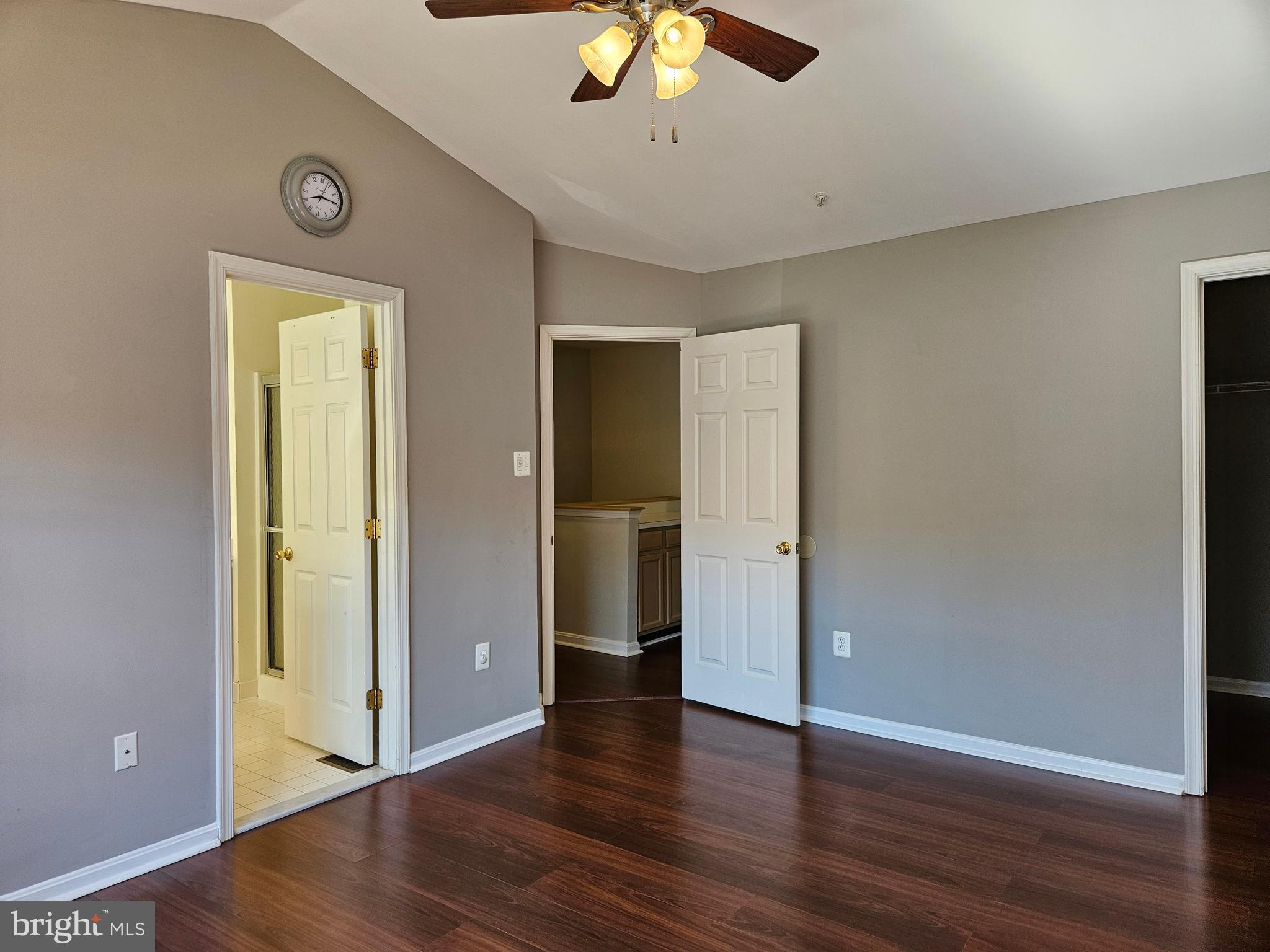 VILLAGE OF LONG REACH - Residential Lease