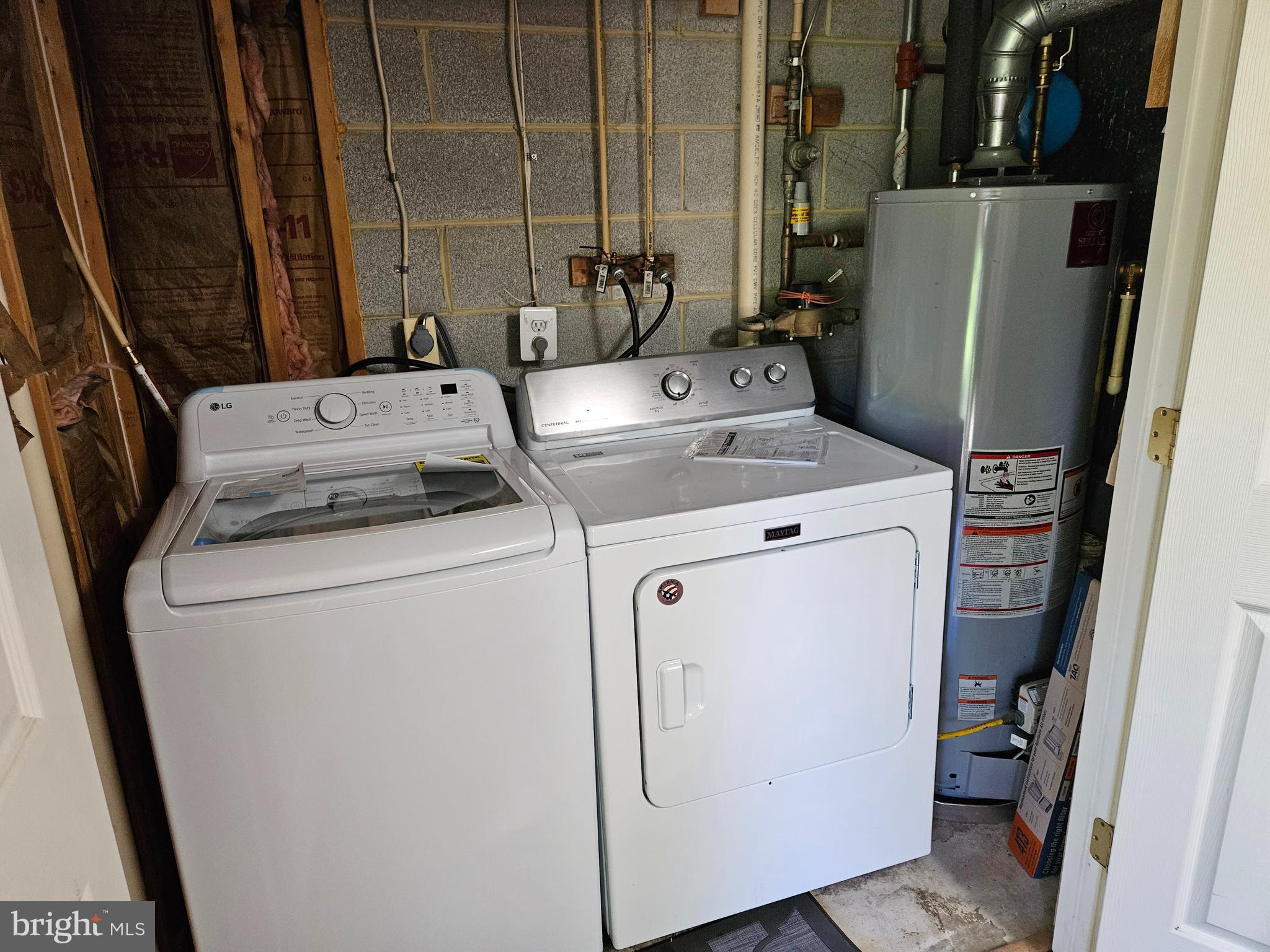 VILLAGE OF LONG REACH - Residential Lease