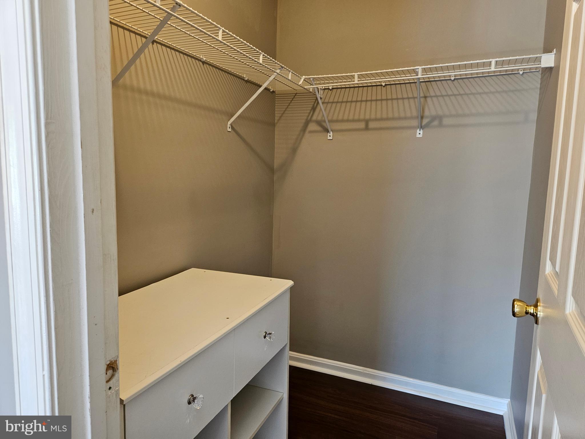 VILLAGE OF LONG REACH - Residential Lease