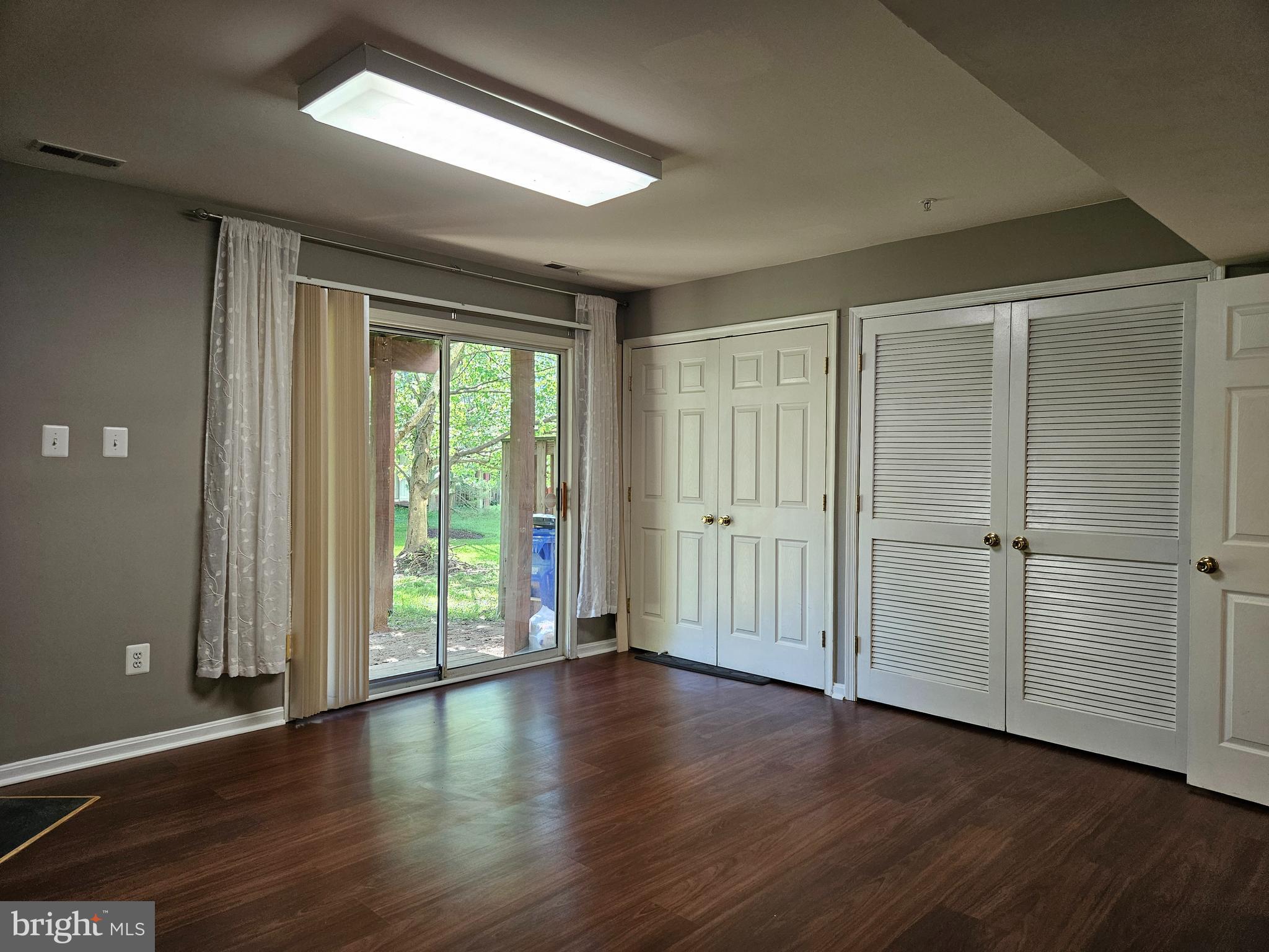 VILLAGE OF LONG REACH - Residential Lease