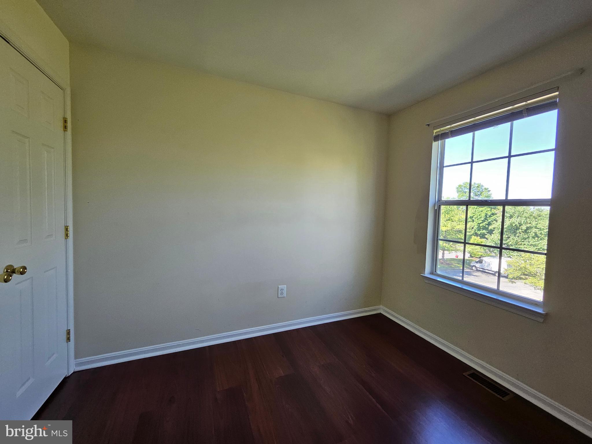 VILLAGE OF LONG REACH - Residential Lease