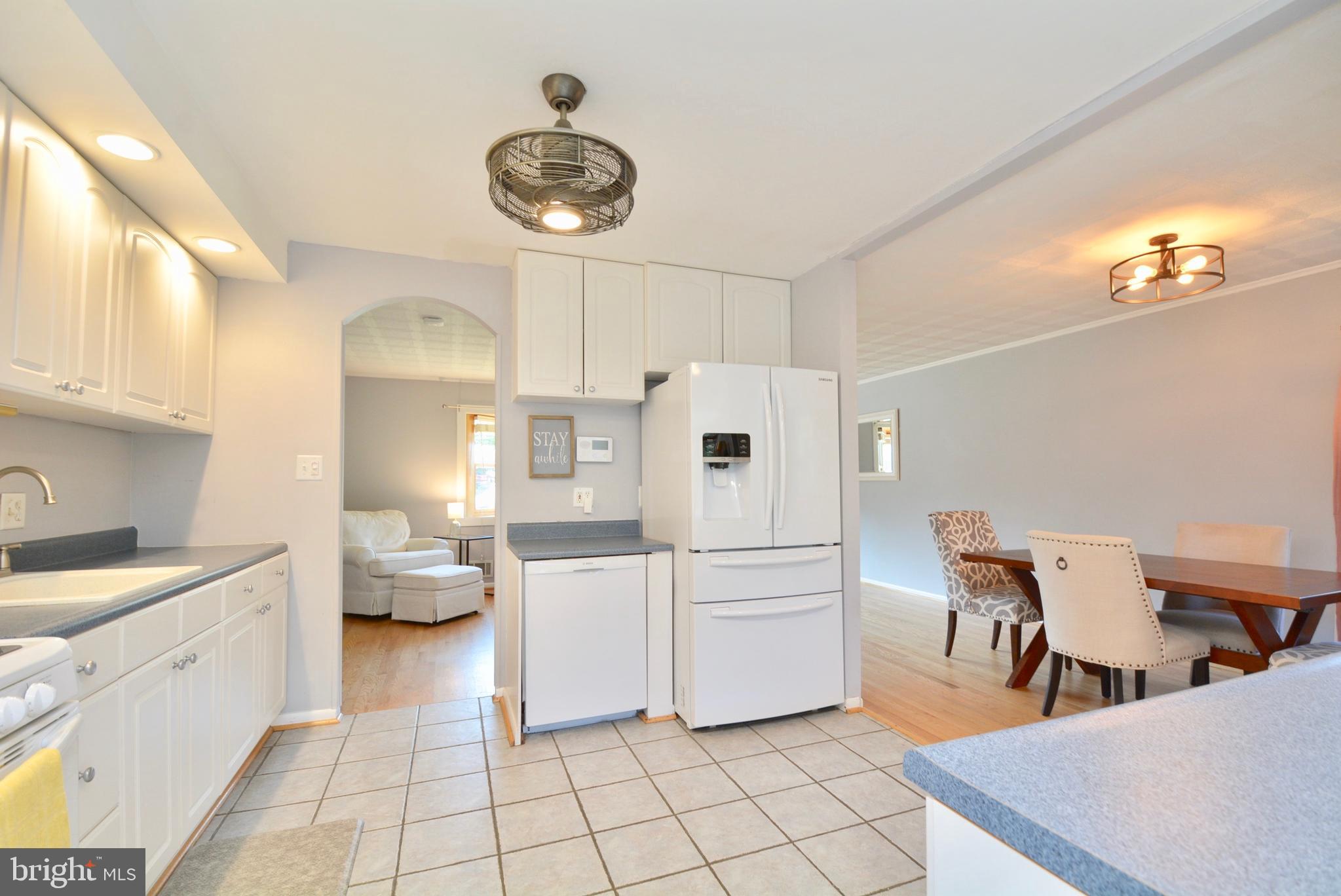 HUNT CLUB ESTATES - Residential