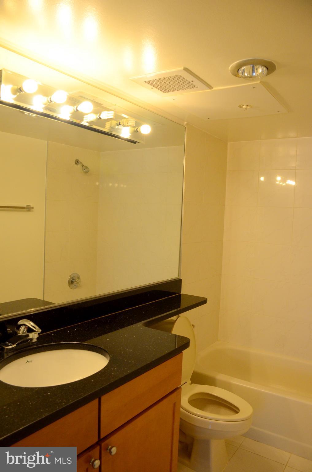 RENAISSANCE - Residential Lease