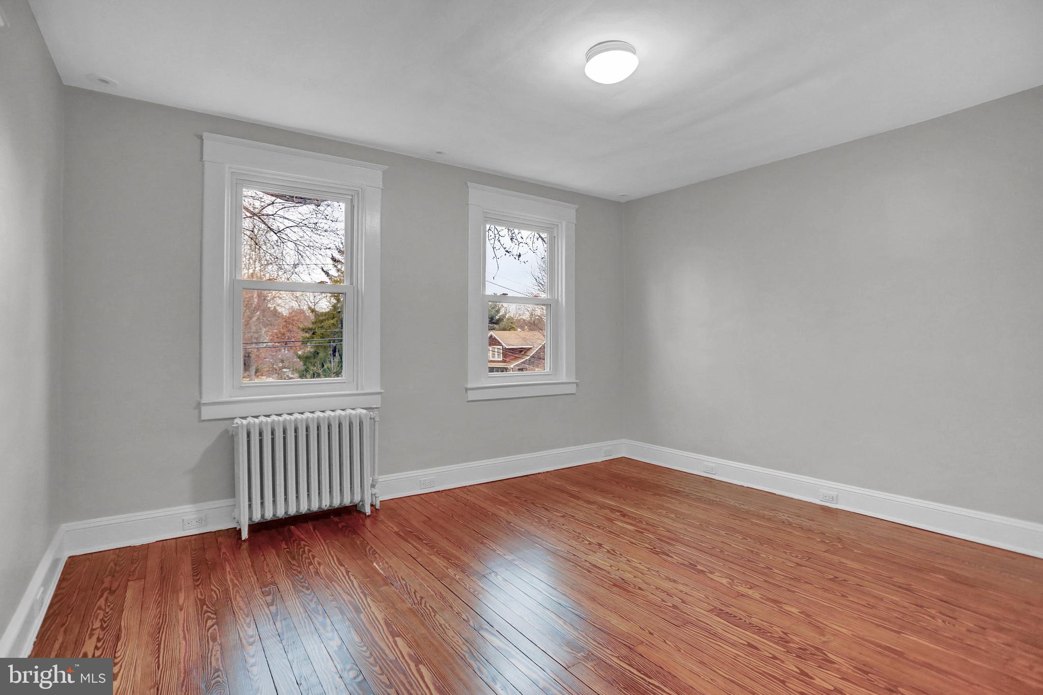 LAKE WALKER - Residential