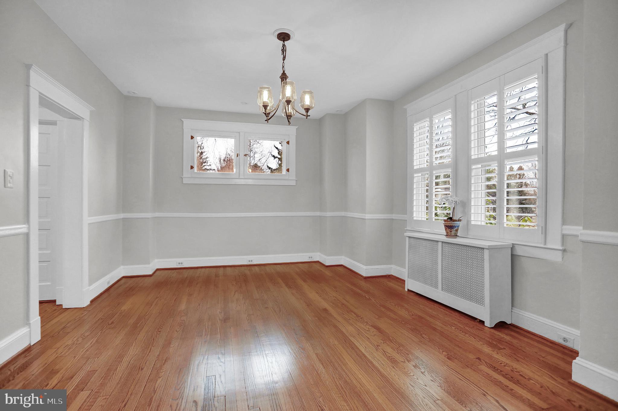 LAKE WALKER - Residential