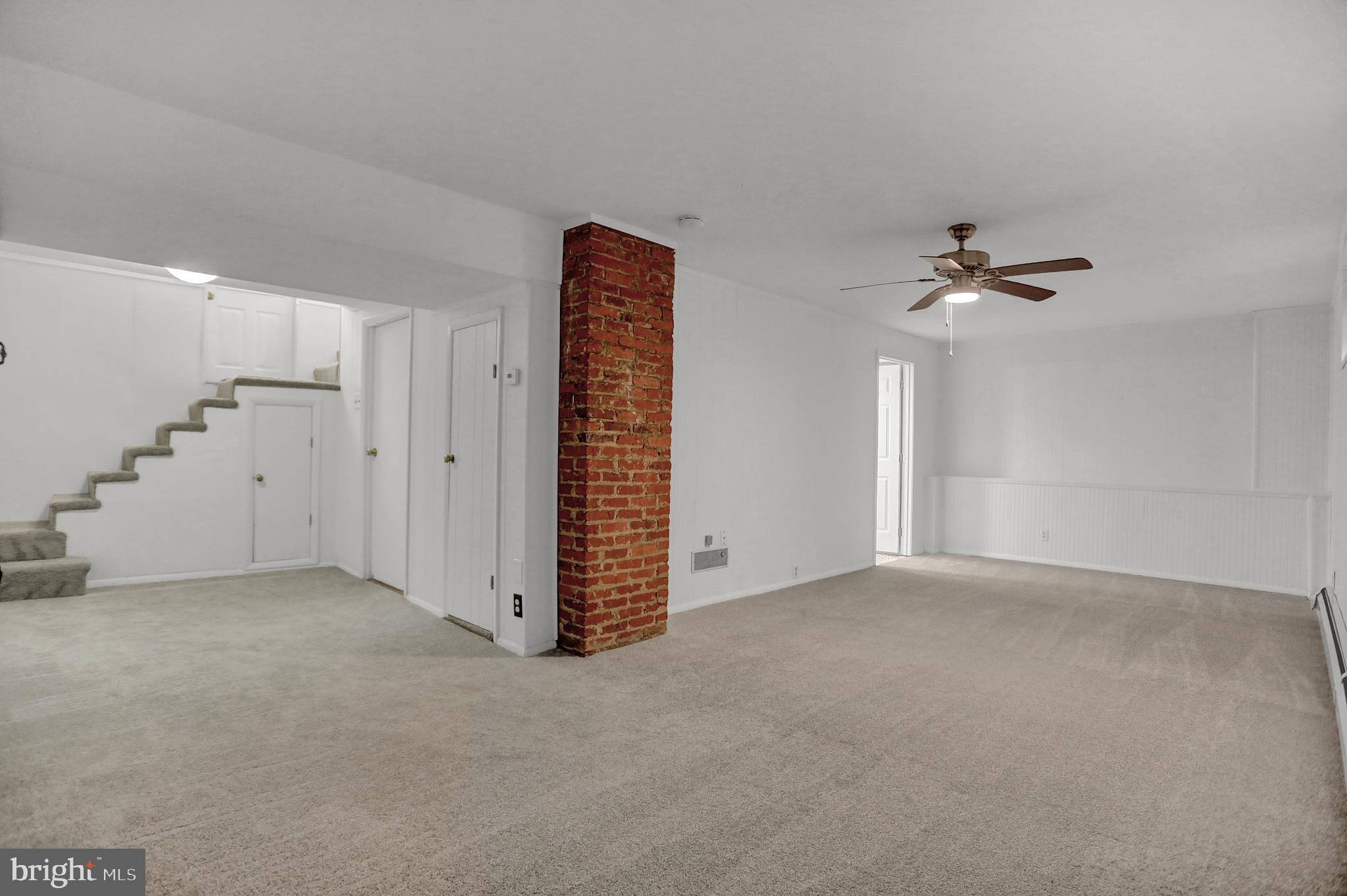 LAKE WALKER - Residential