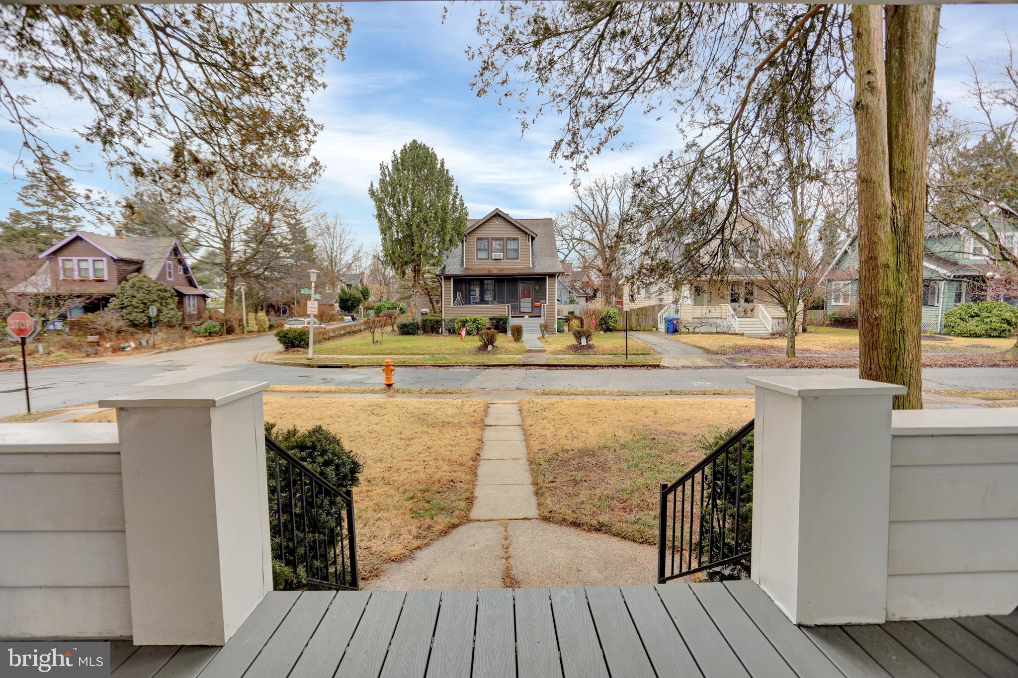 LAKE WALKER - Residential