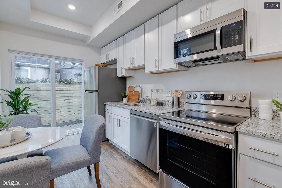POINT BREEZE - Residential