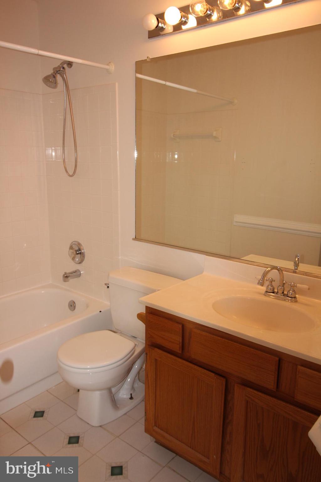 BELMONT STATION - Residential