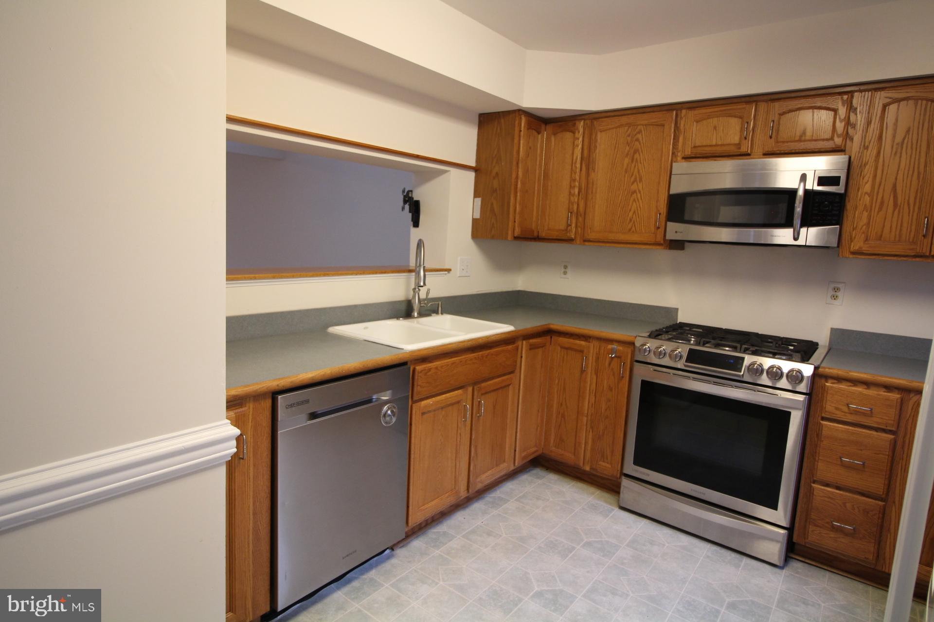 BELMONT STATION - Residential