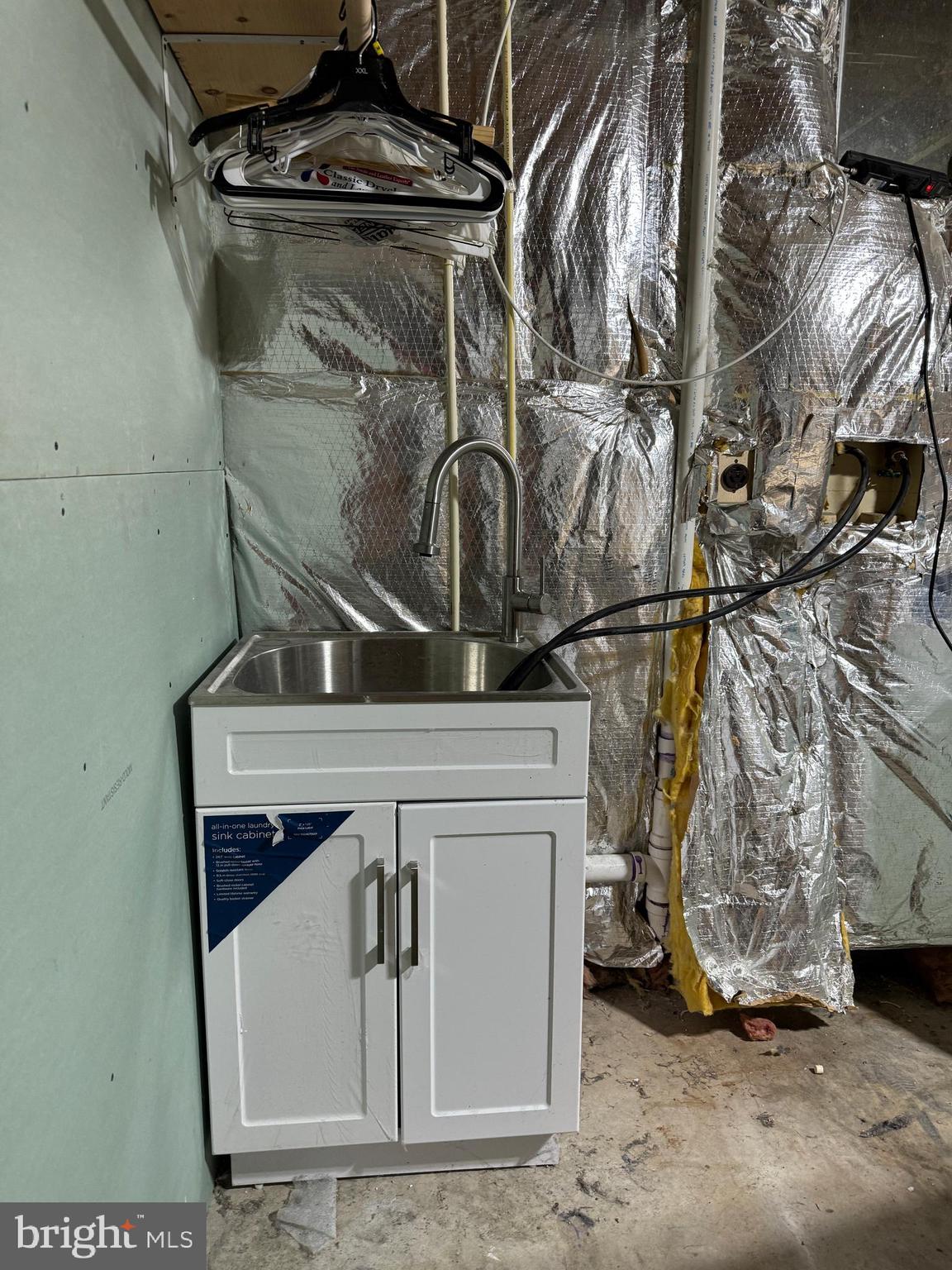 LOTHIAN ESTATES - Residential