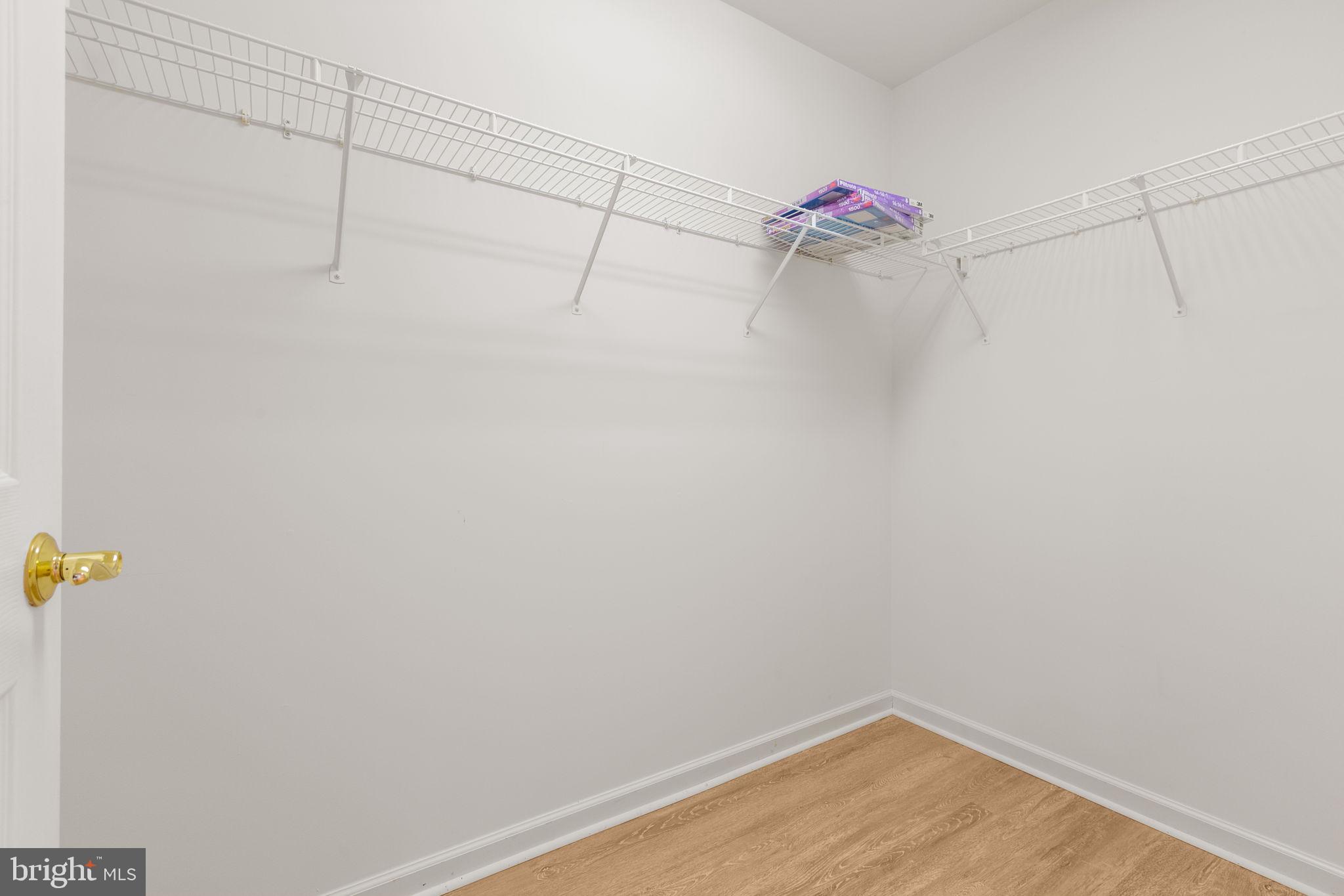 FALLS RUN - Residential