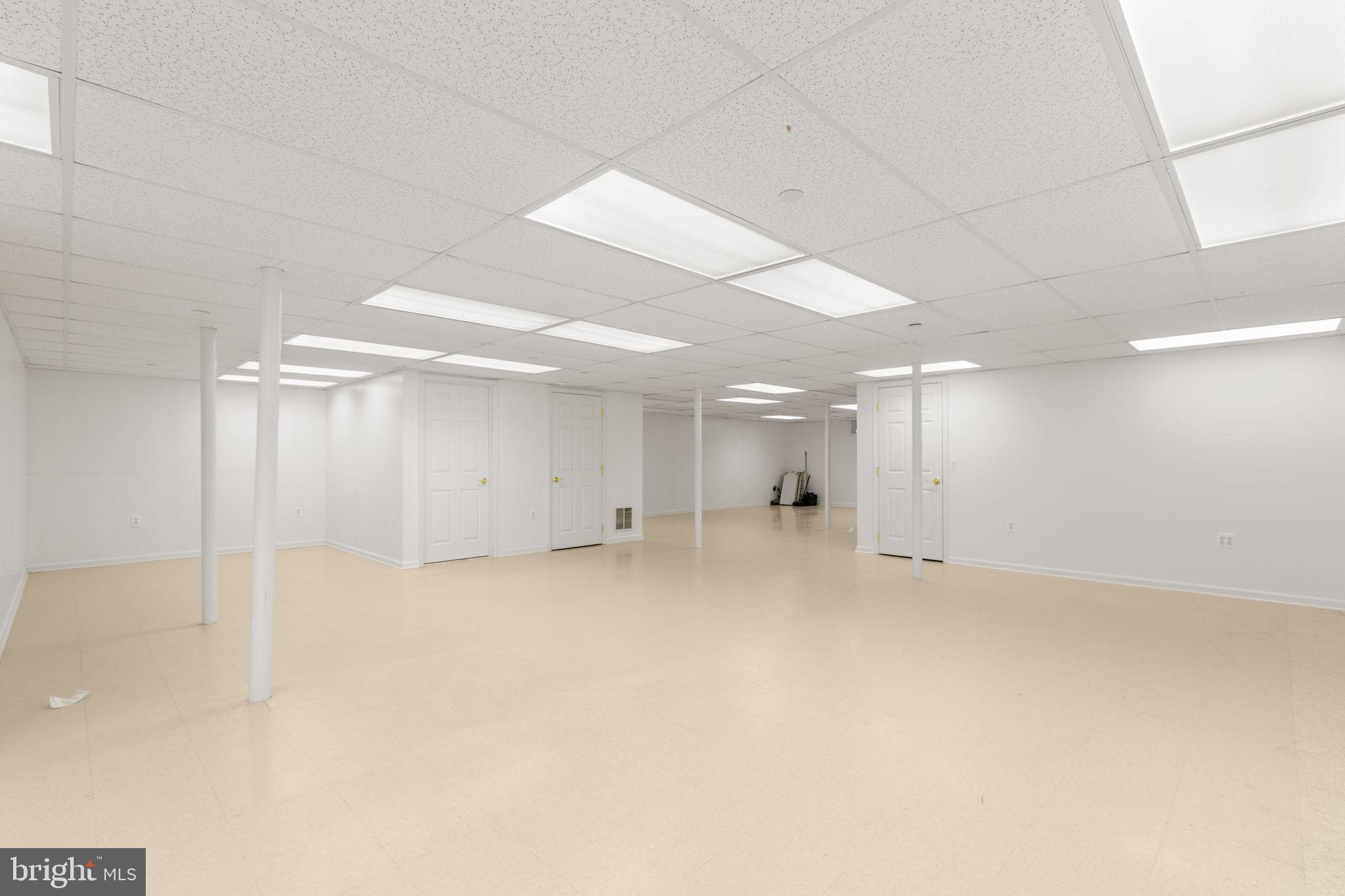 FALLS RUN - Residential