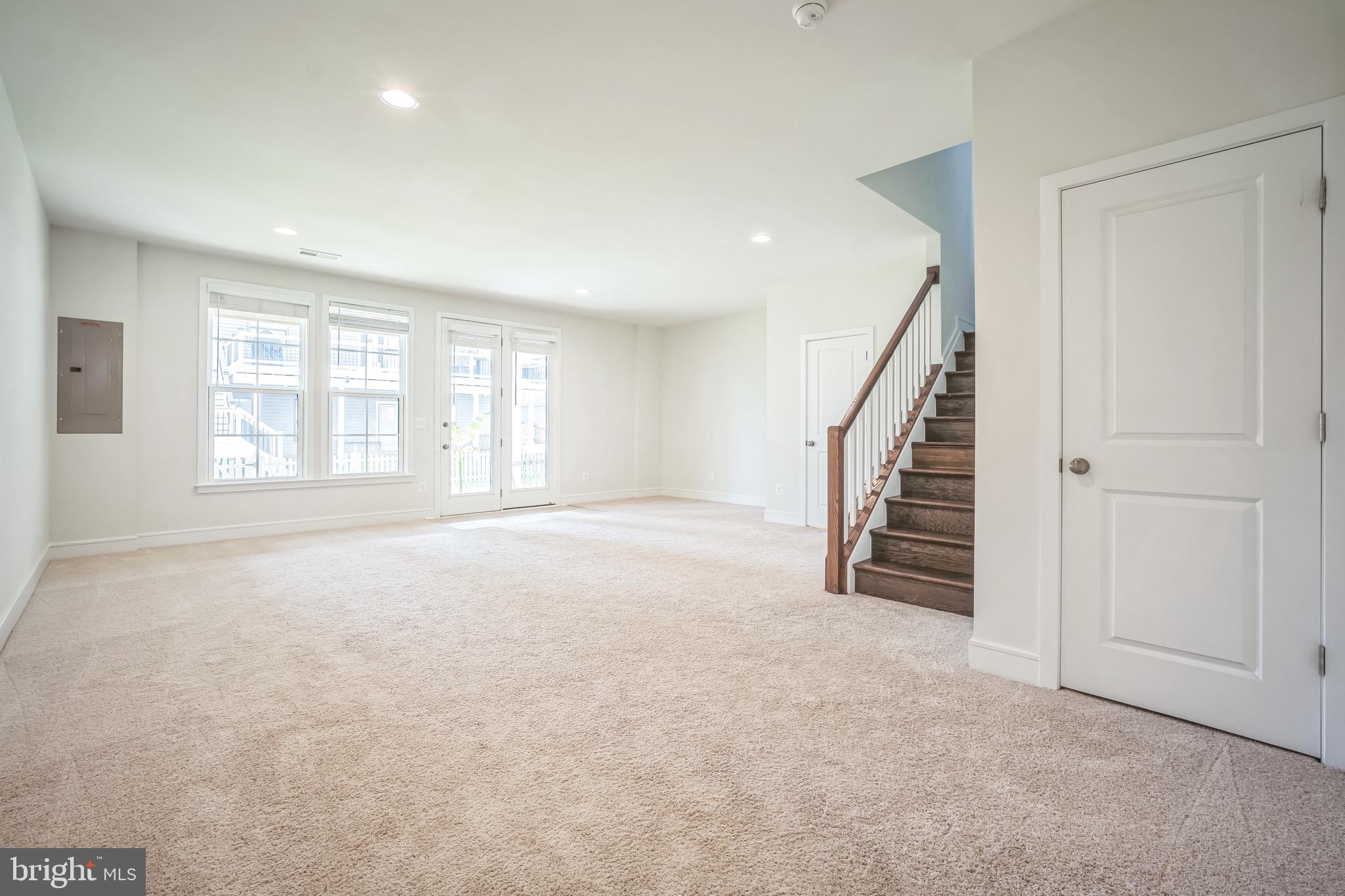 PROSPERITY PLAINS - Residential Lease