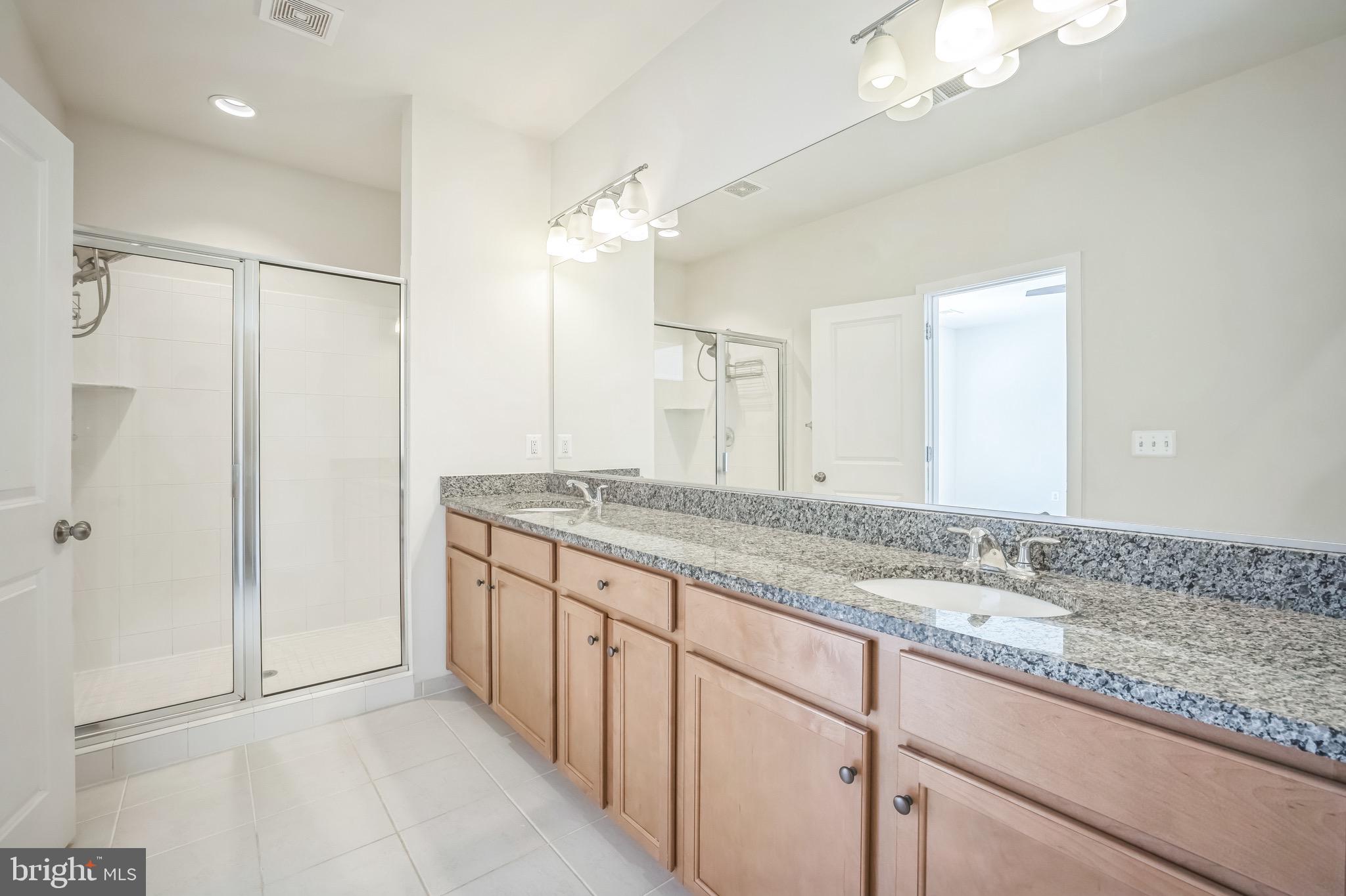 PROSPERITY PLAINS - Residential Lease