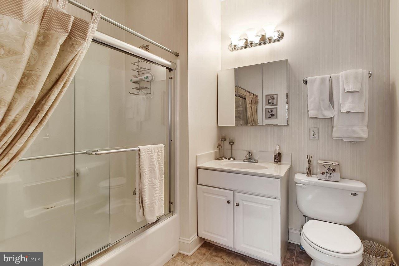 REGENTS GLEN - Residential