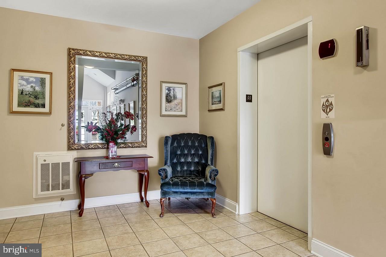 REGENTS GLEN - Residential